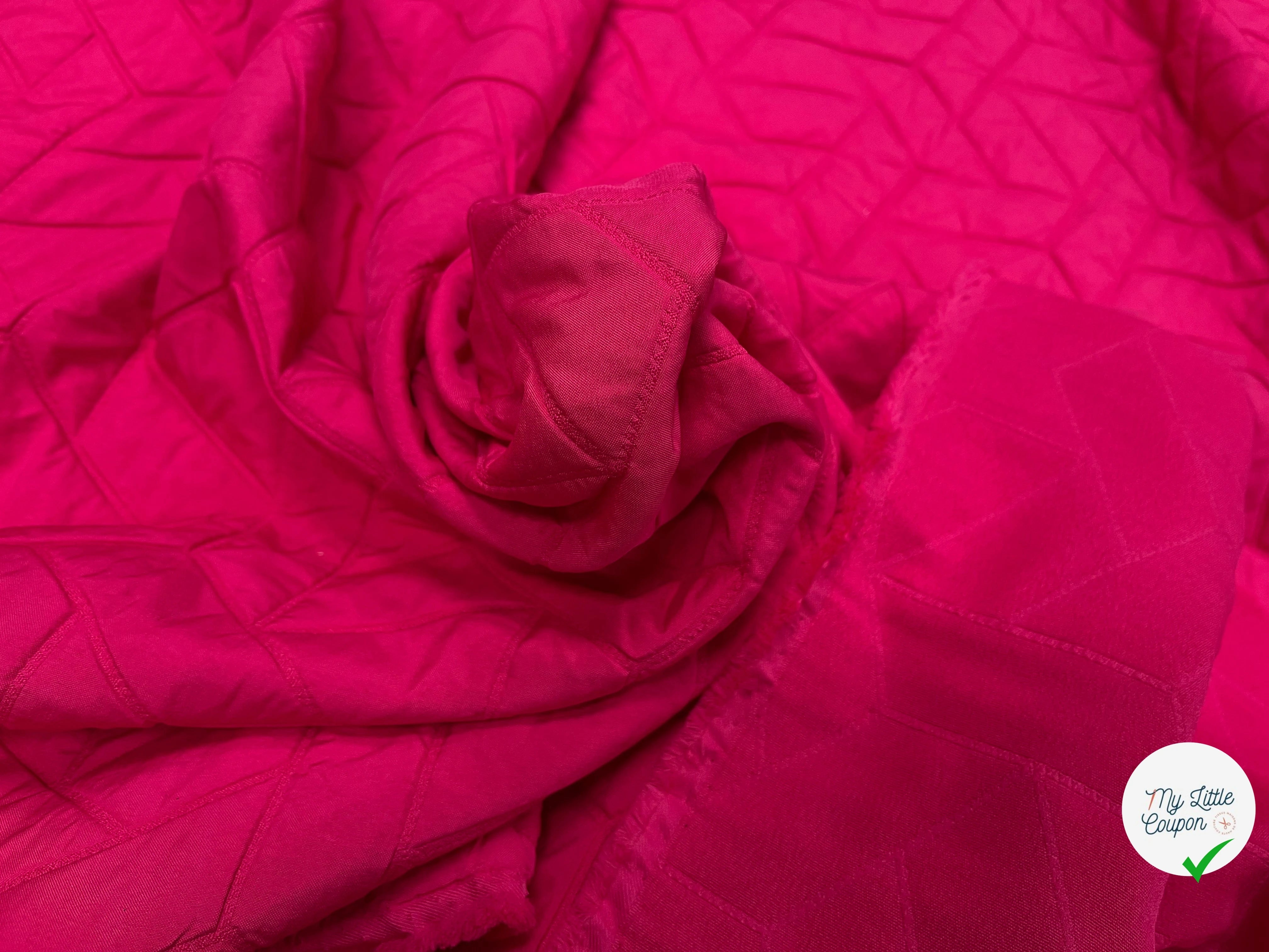 TISSU MATELASSÉ ROSE MOTIF RECTANGLE ENVERS DOUX - My Little Coupon