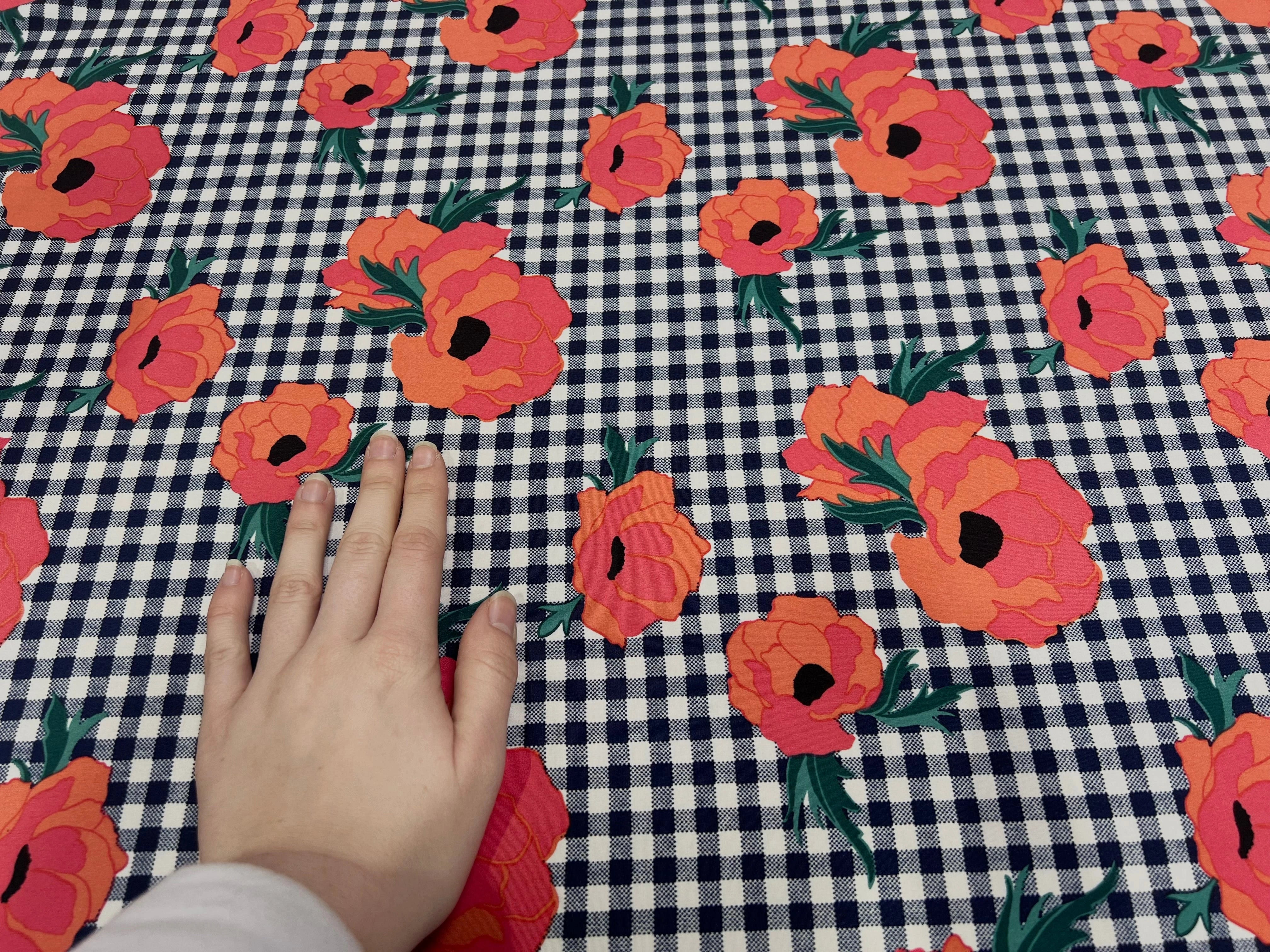 TISSU PEAU DE EPCHE FLEURS CARREAUX - My Little Coupon