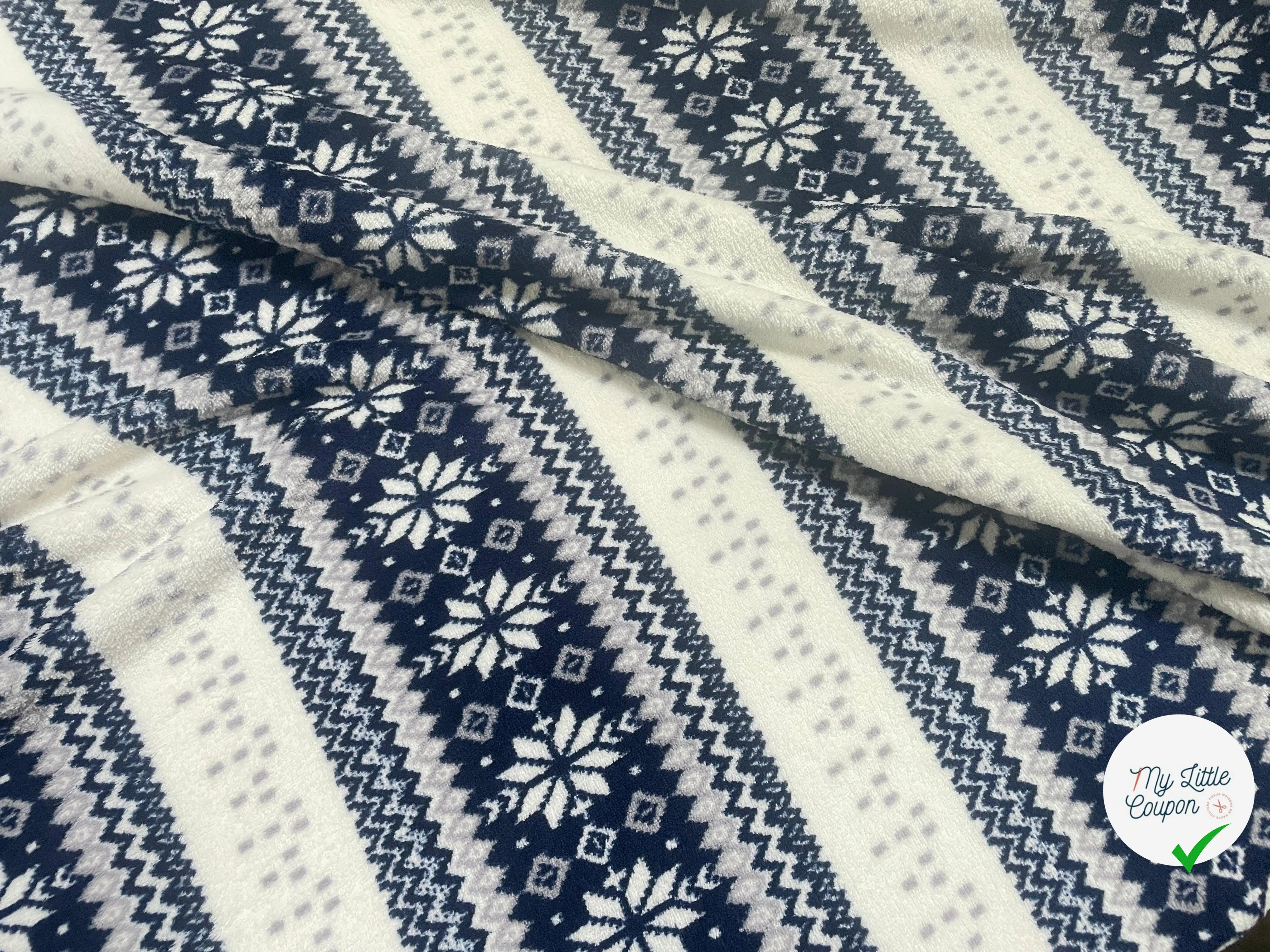 TISSU POLAIRE TRÈS DOUX LARGE RAYURES SERTIES DE FLOCONS INDIGO - My Little Coupon - tissu - coudre