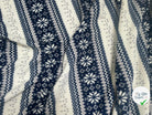 TISSU POLAIRE TRÈS DOUX LARGE RAYURES SERTIES DE FLOCONS INDIGO - My Little Coupon - tissu - coudre