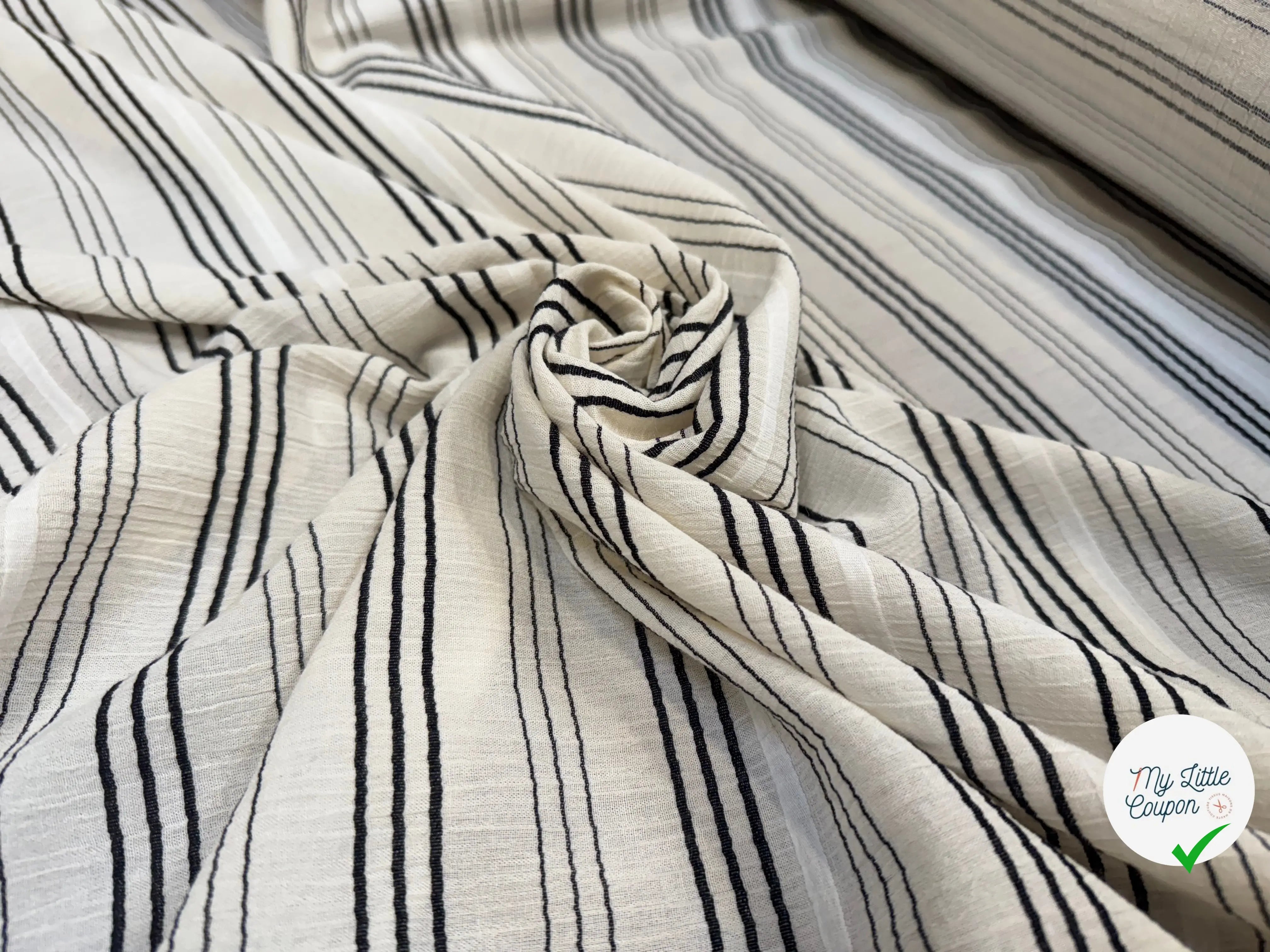 TISSU RAYÉ ECRU NOIR 56% COTON BIO 44% VISCOSE - My Little Coupon