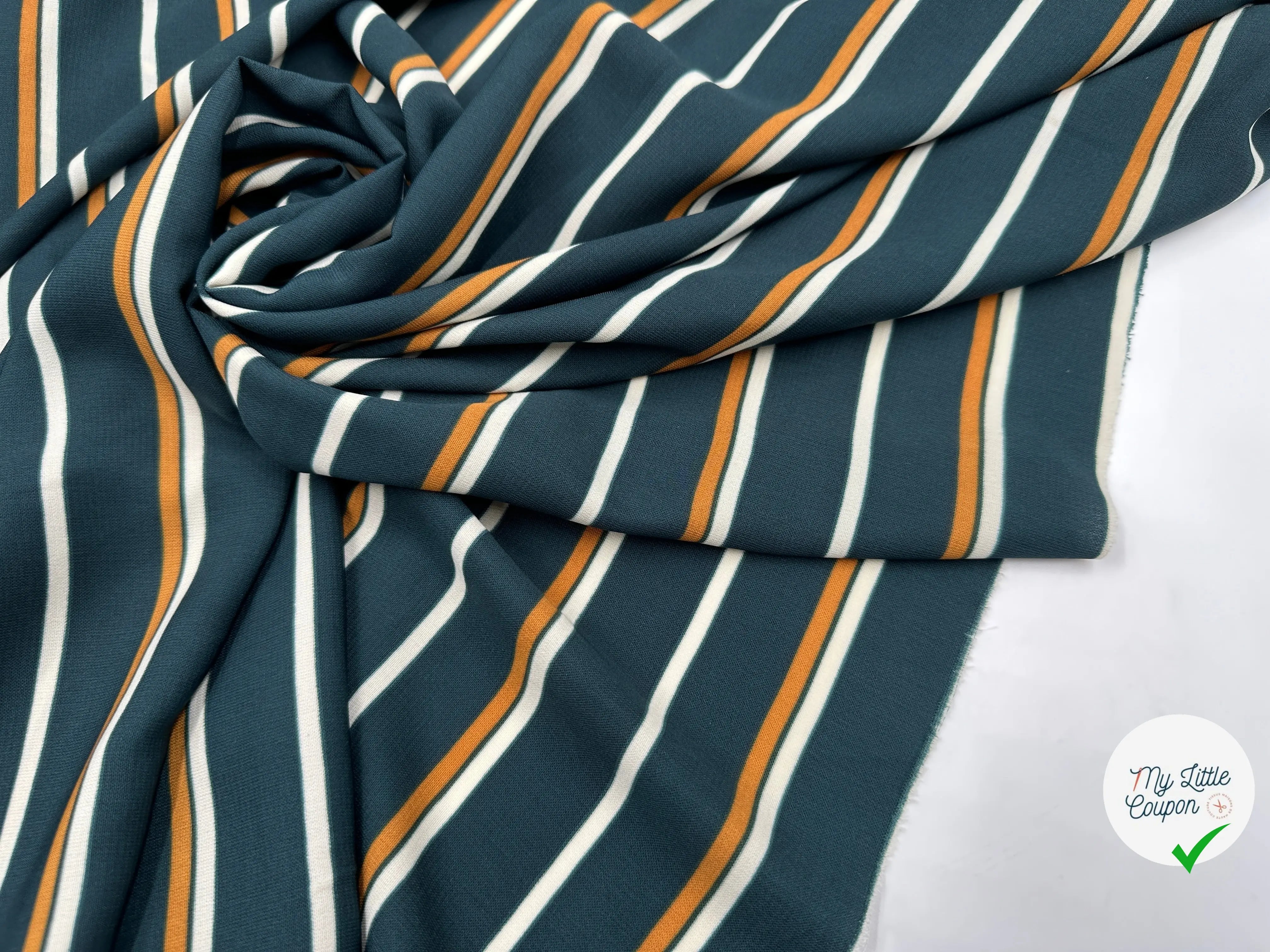 TISSU RAYURES SOBRE MLC INTERN