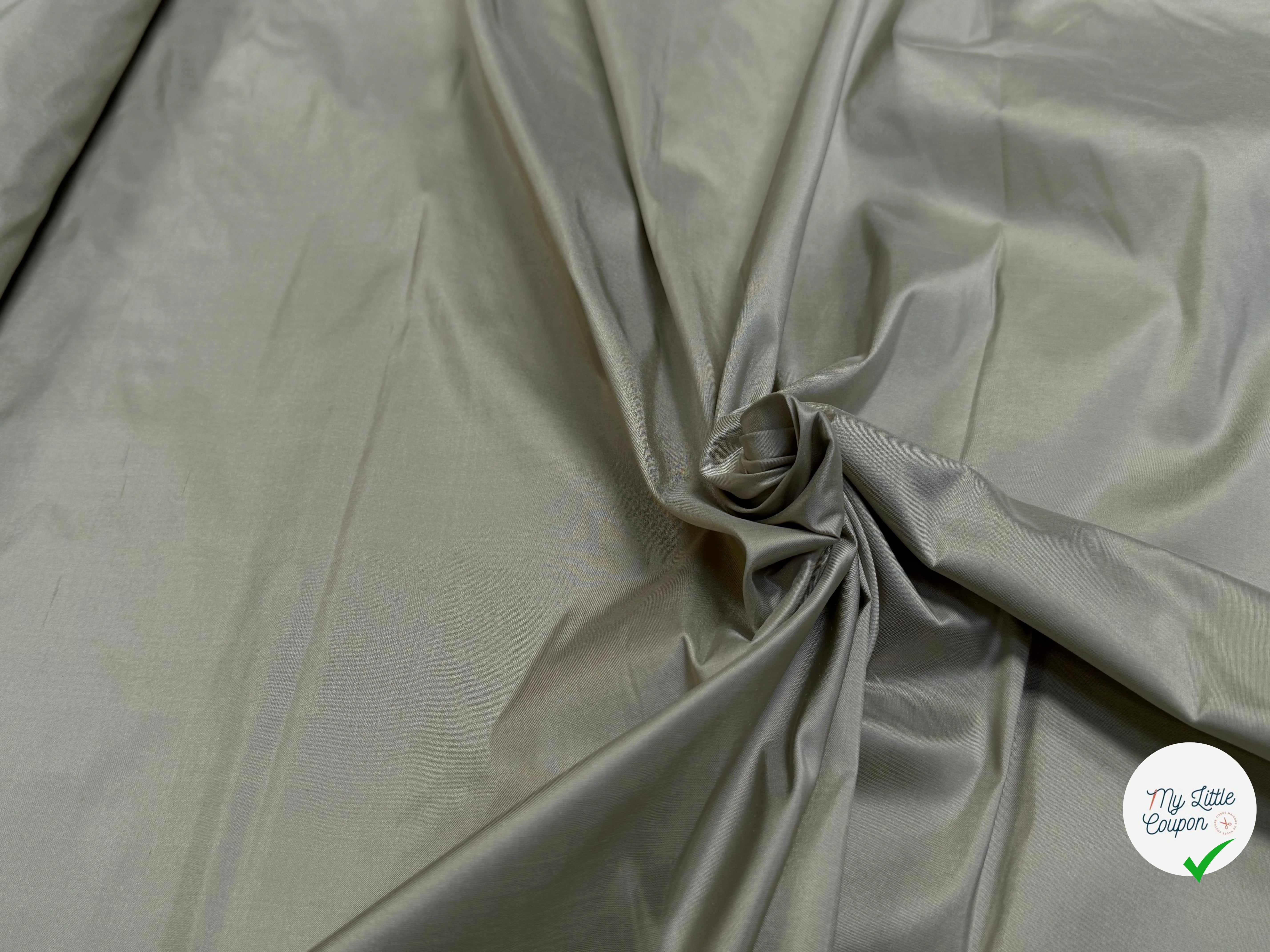 TISSU SATINÉ 100% SOIE BEIGE - My Little Coupon