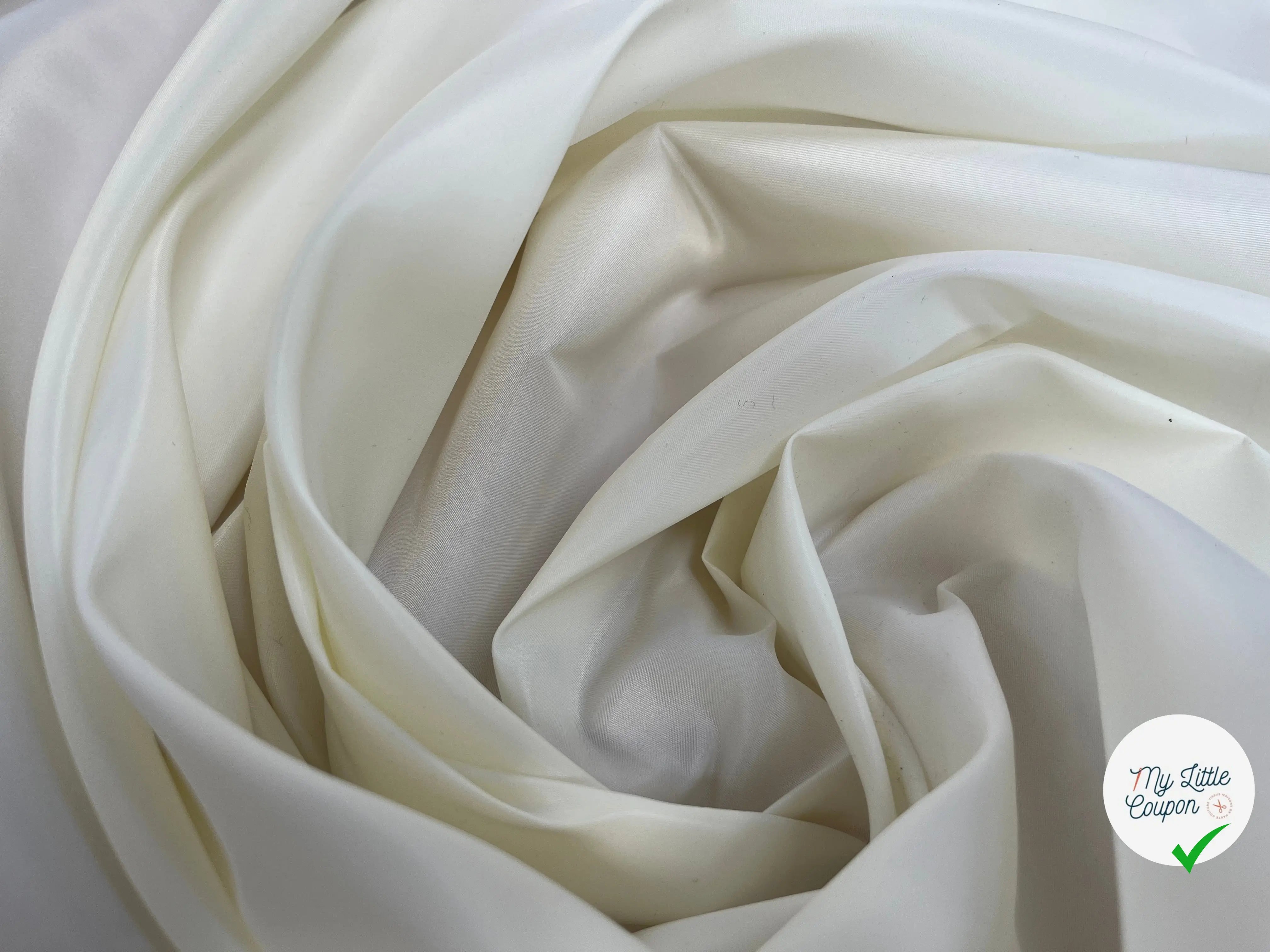 TISSU SATINÉ BLANC CASSÉ POLYESTER - My Little Coupon