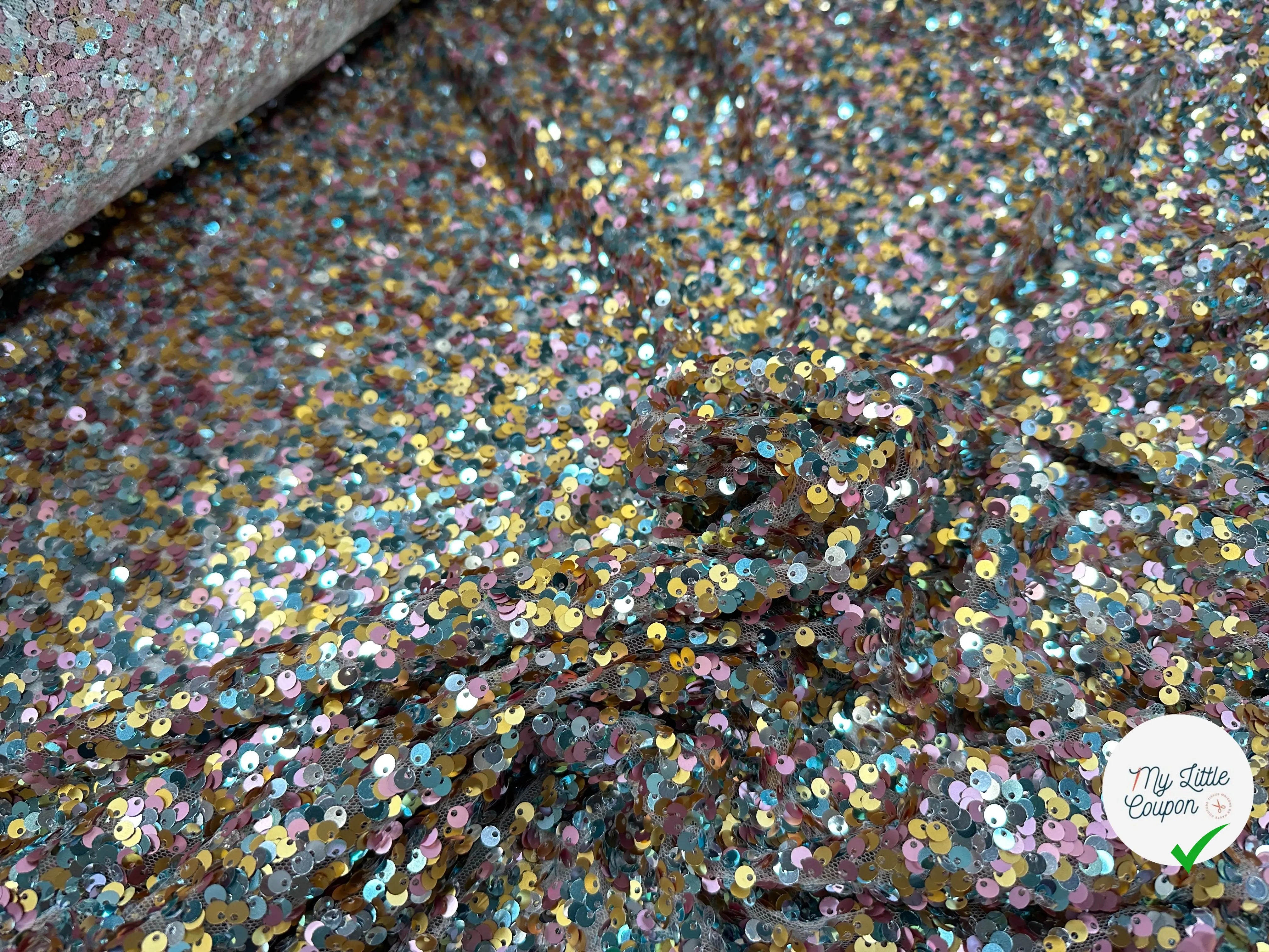TISSU SEQUIN EN FETE ROSE JAUNE & BLEU MSO