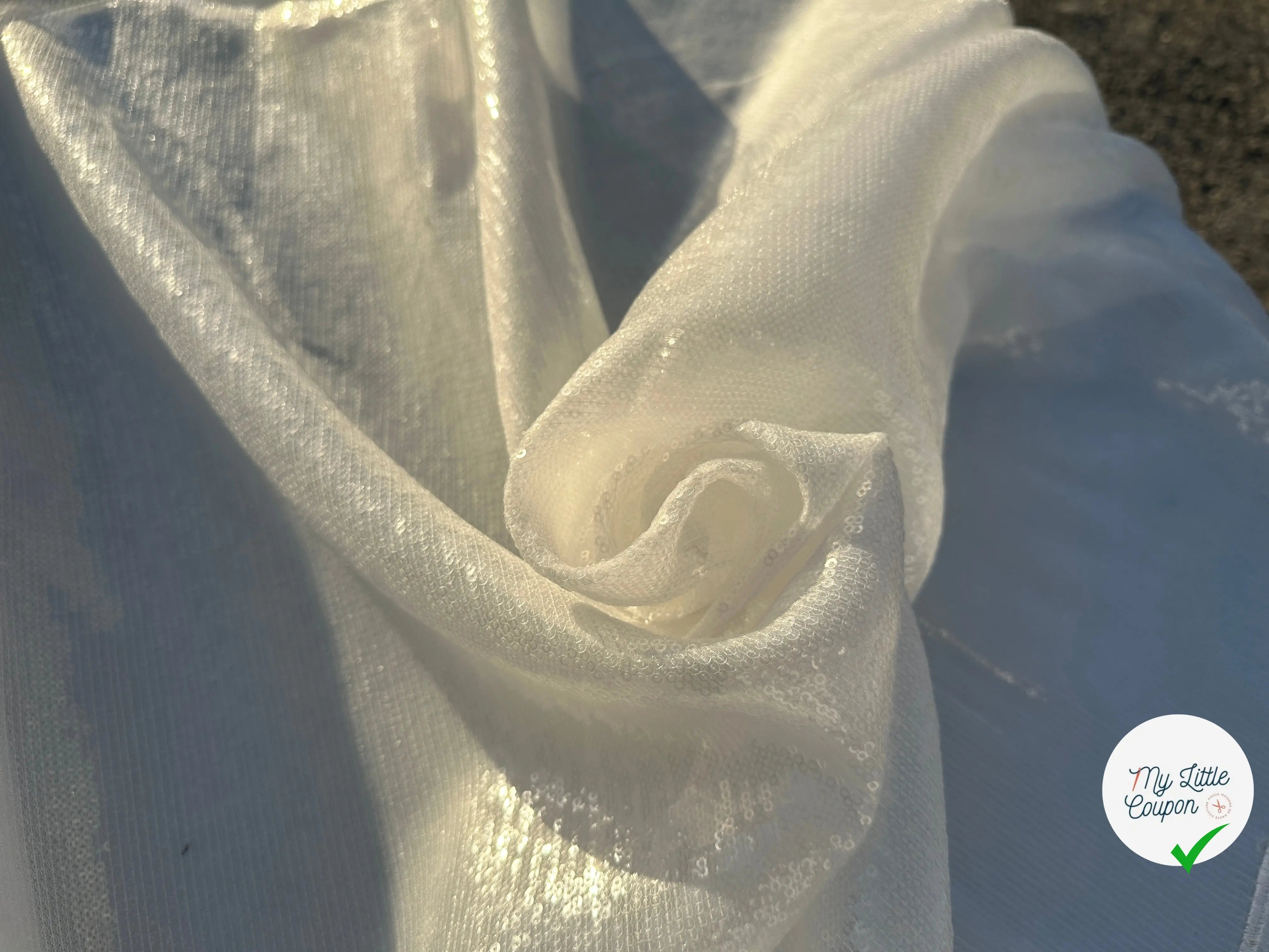 TISSU SEQUIN HAUTE COUTURE BLANC CASSÉ MSO