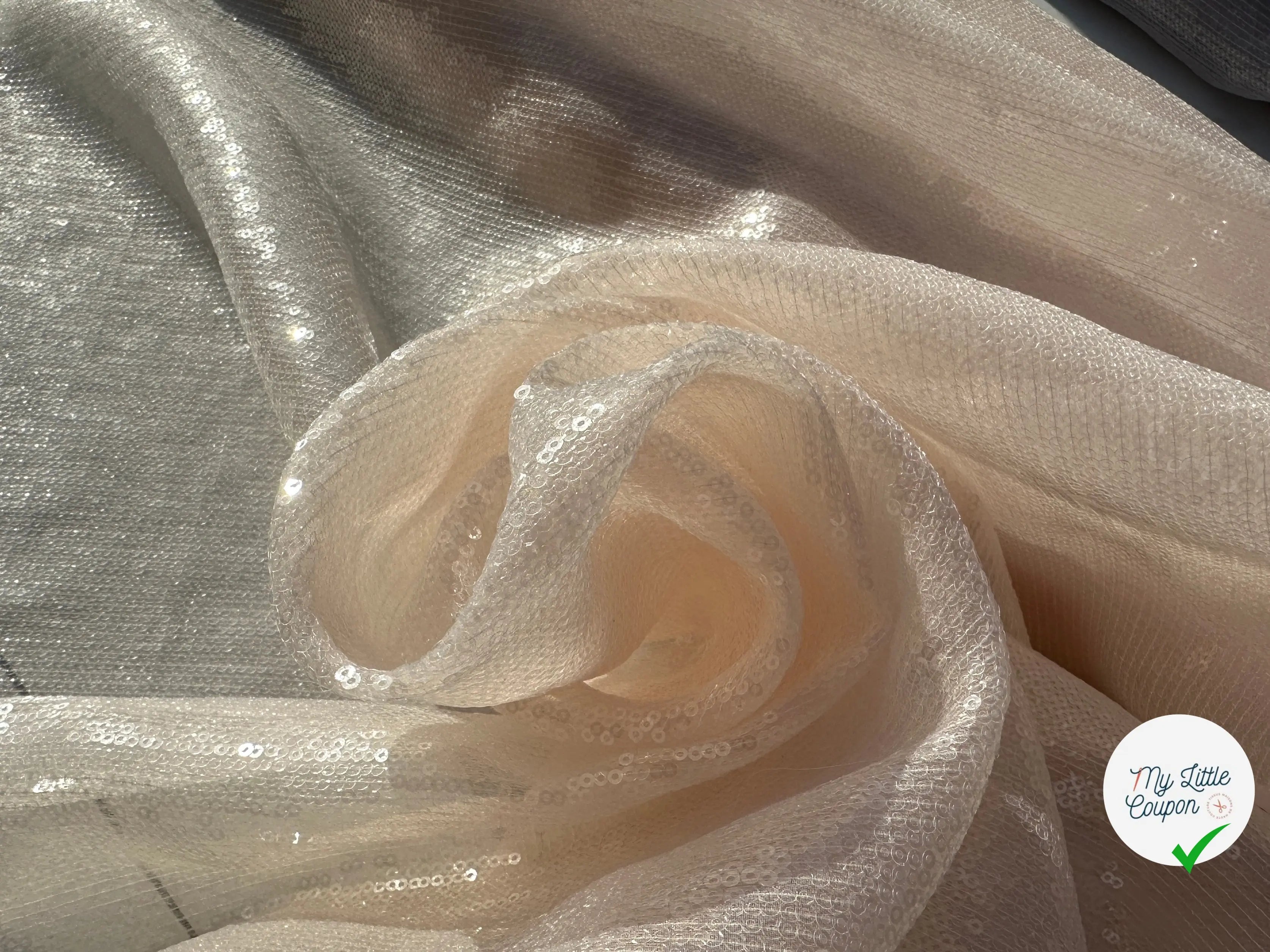 TISSU SEQUIN HAUTE COUTURE ROSE PÊCHE MSO