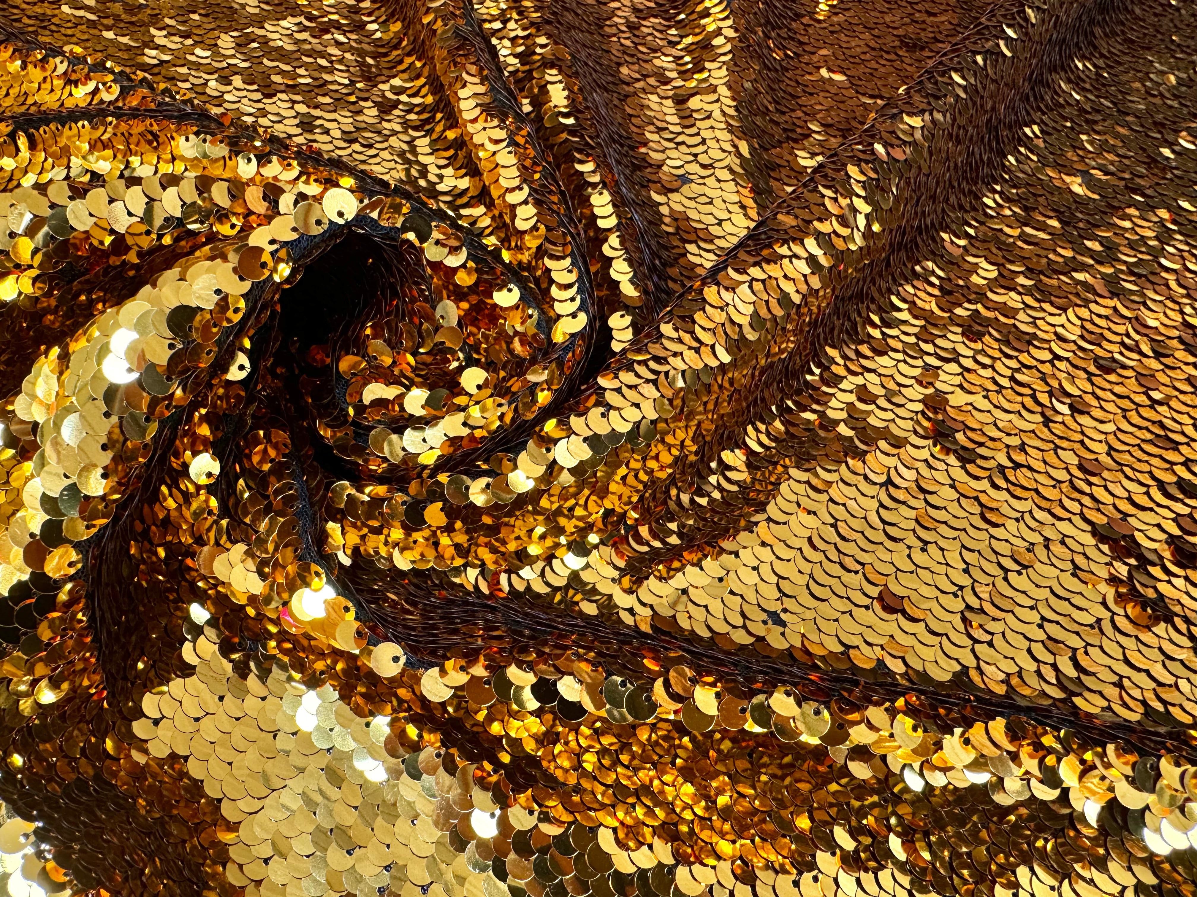 TISSU SEQUIN PAILLETTES SUR TULLE GOLD - My Little Coupon