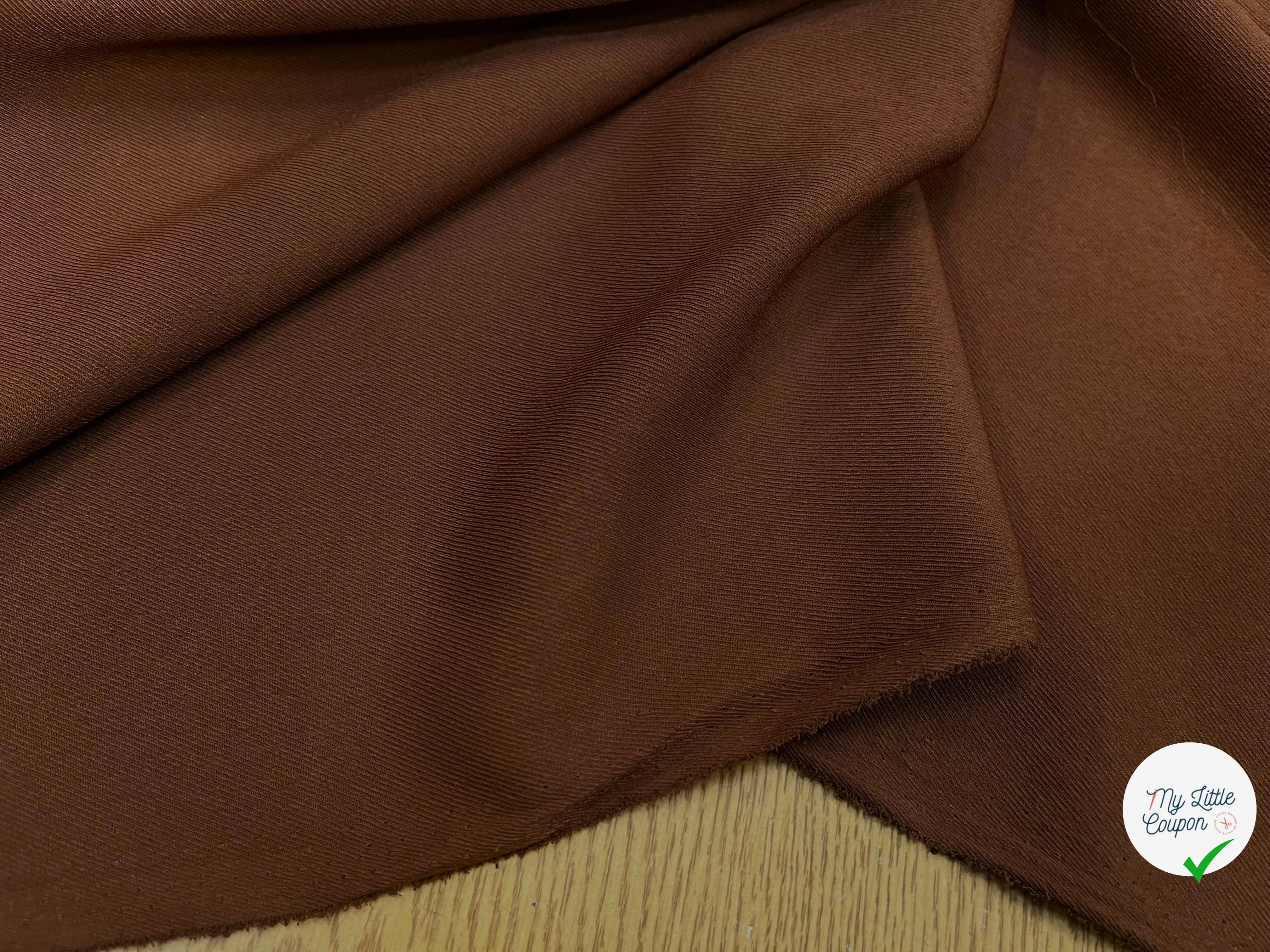 TISSU SERGÉ FLUIDE MARRON FONCÉ - My Little Coupon