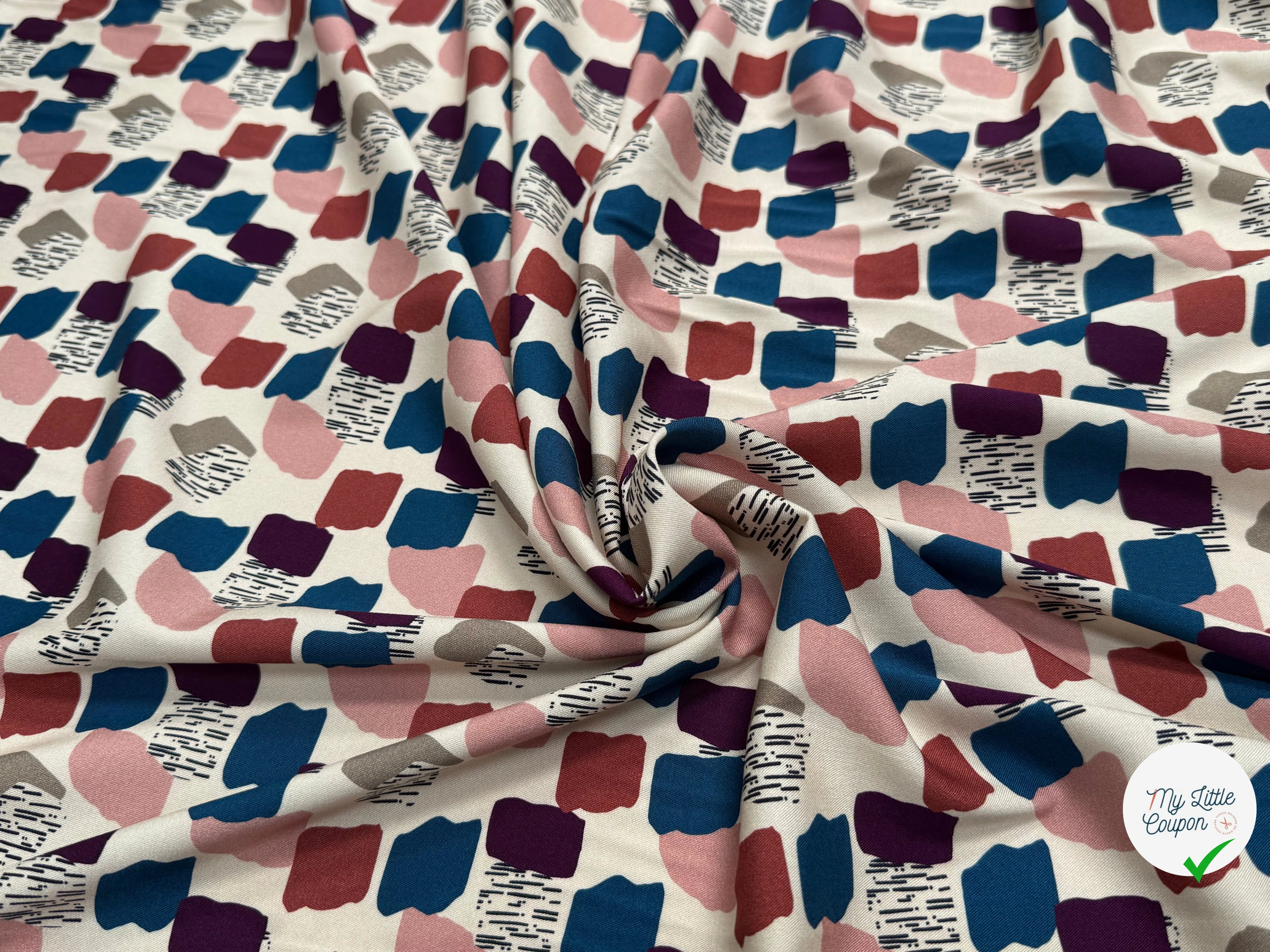 TISSU VISCOSE ÉLASTHANNE IMPRIMÉ TRAIN PUNGI TOPO TRAIN - My Little Coupon