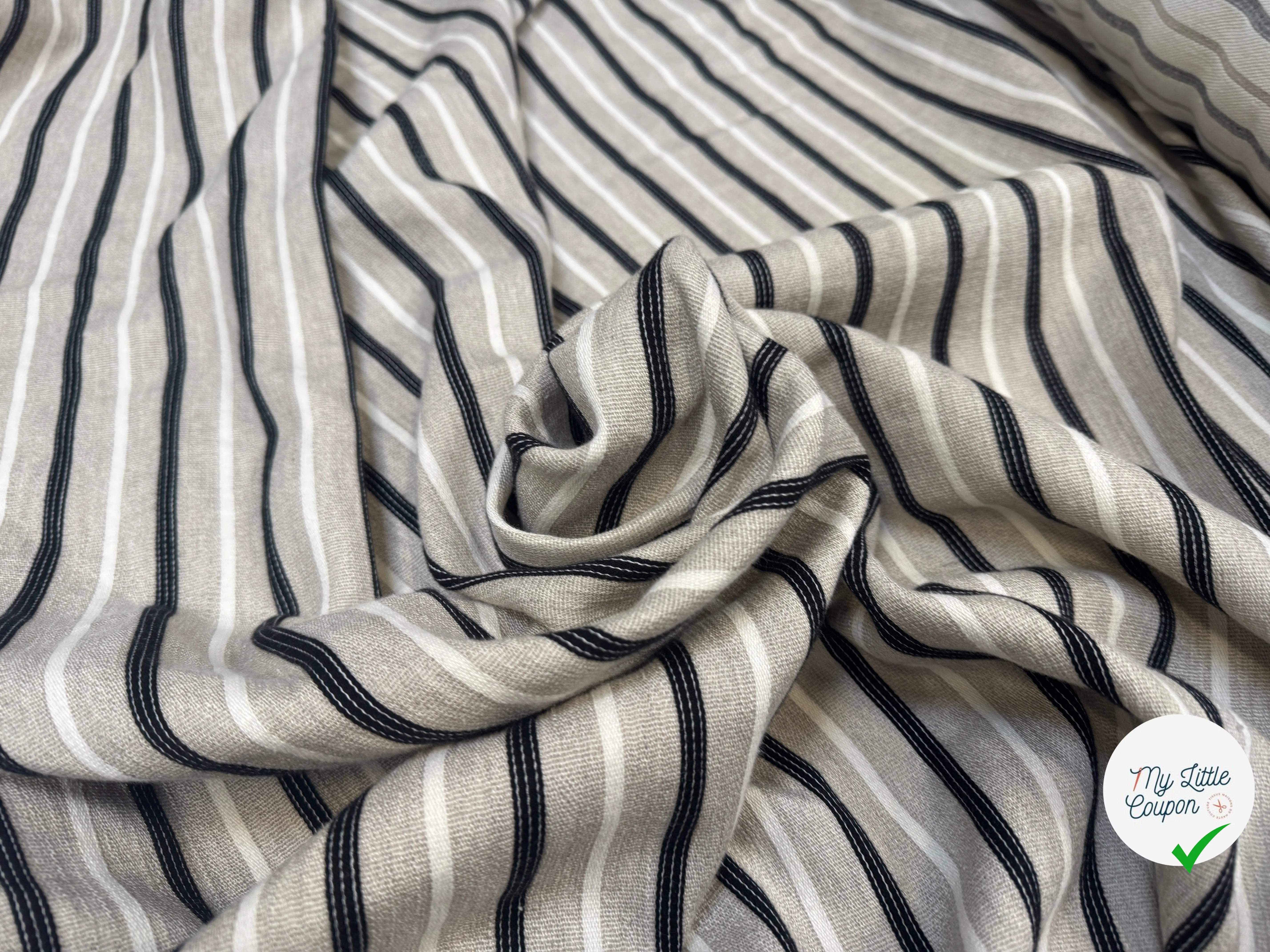 TOILE DE COTON BEIGE RAYURES MARINES - My Little Coupon