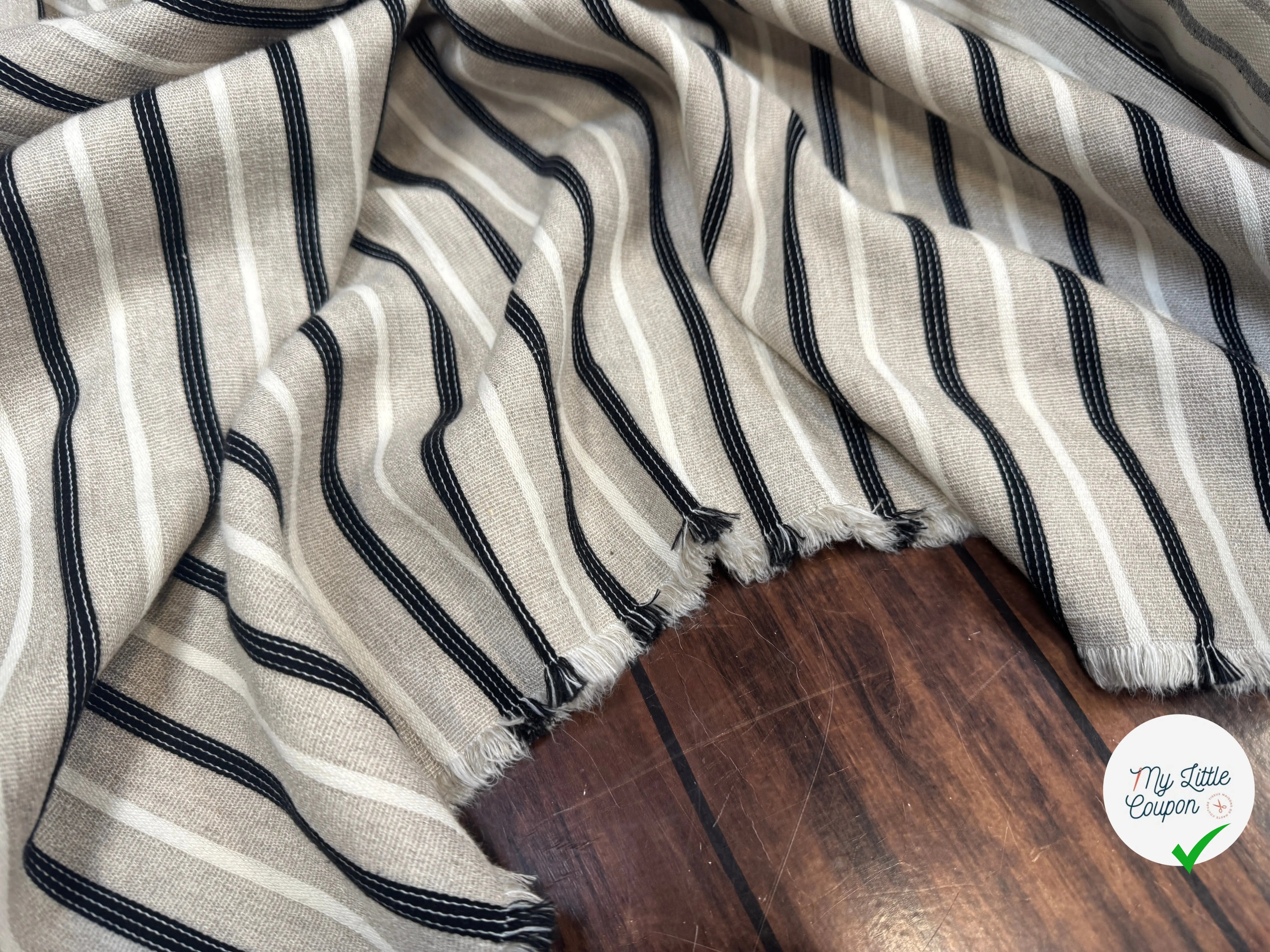 TOILE DE COTON BEIGE RAYURES MARINES - My Little Coupon
