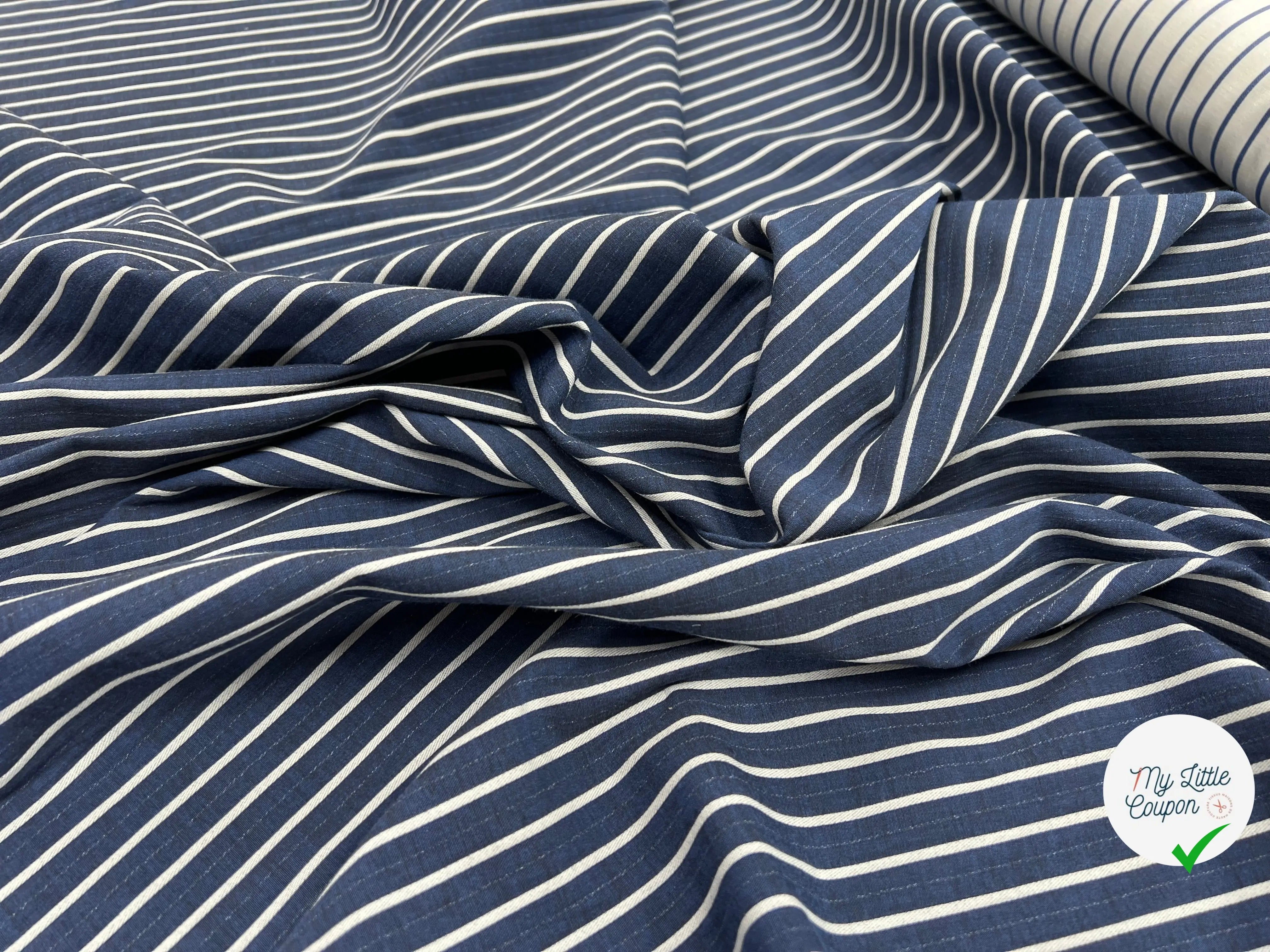TOILE DE COTON STRETCH À RAYURE BLEU FOND BLANC ENVERS FOND BLEU RAYURE BLANCHE - My Little Coupon