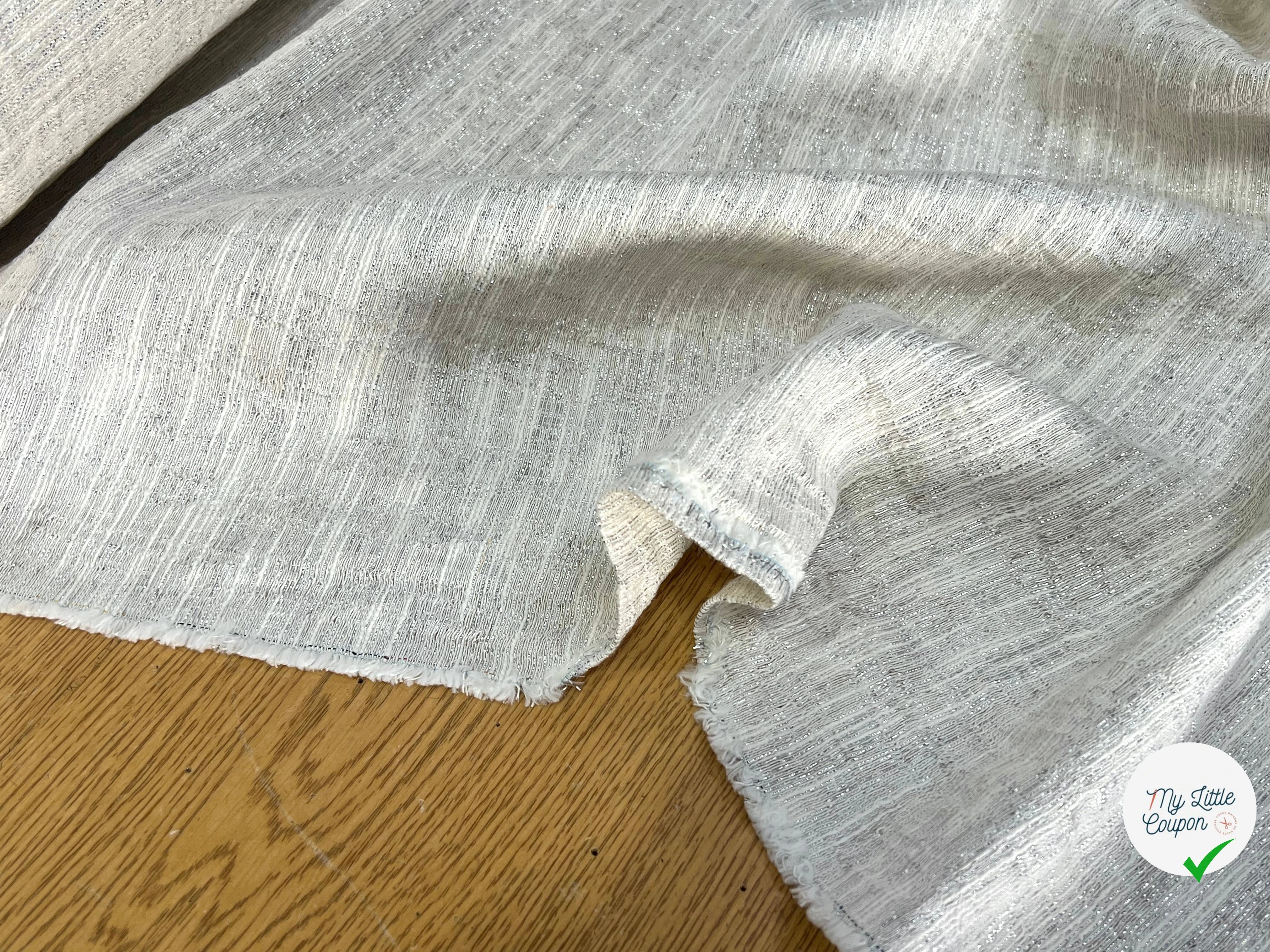 TOILE FIL À FIL TEXTURÉE BLANC CASSÉ FILS ARGENTÉ - My Little Coupon