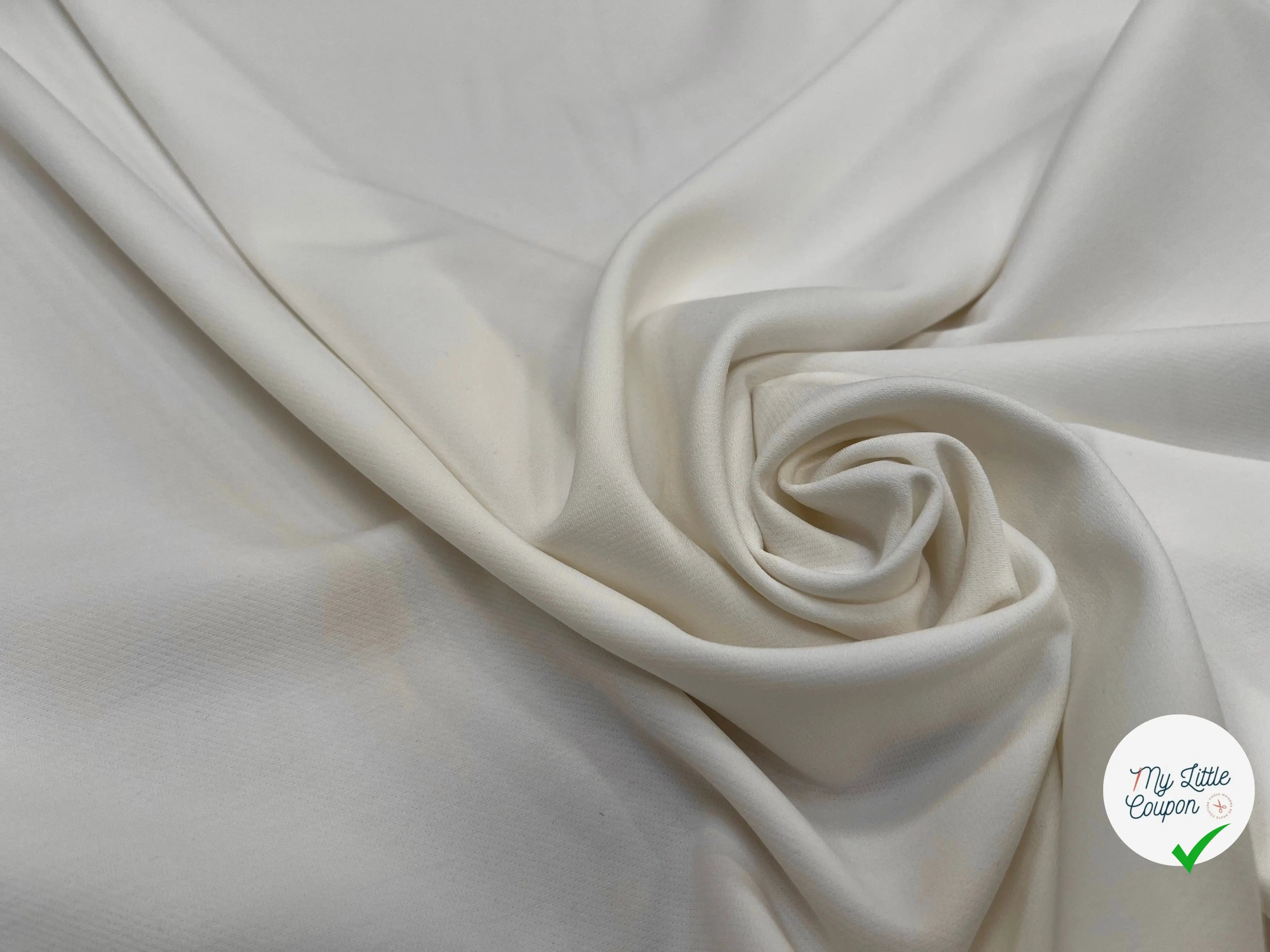 TOILE OWENS COUTURE FLUIDE STRETCH POLYVISCOSE BLANC CASSÉ - My Little Coupon