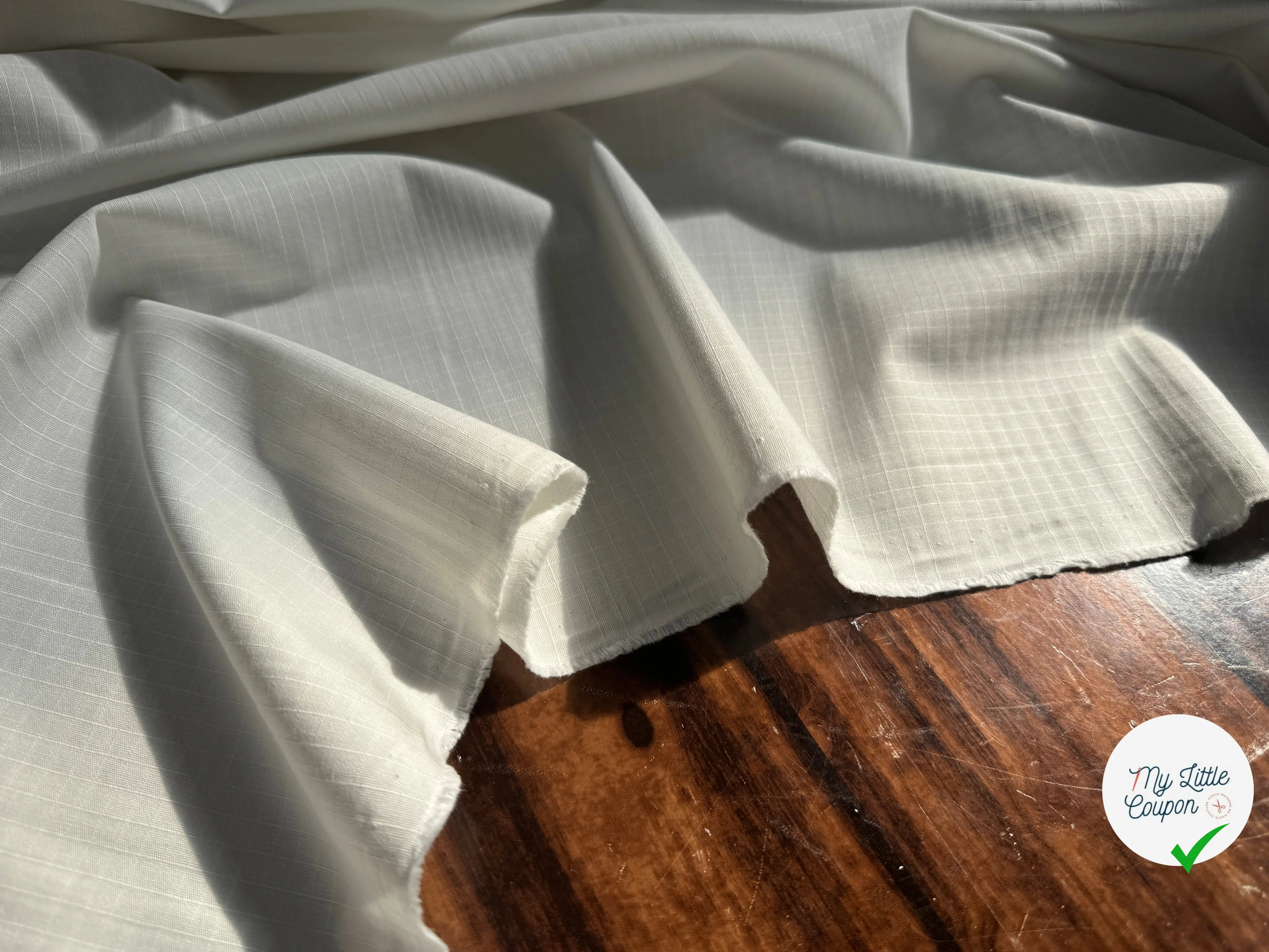 TOILE PARACHUTE BLANC QUADRILLEE 100% COTON - My Little Coupon