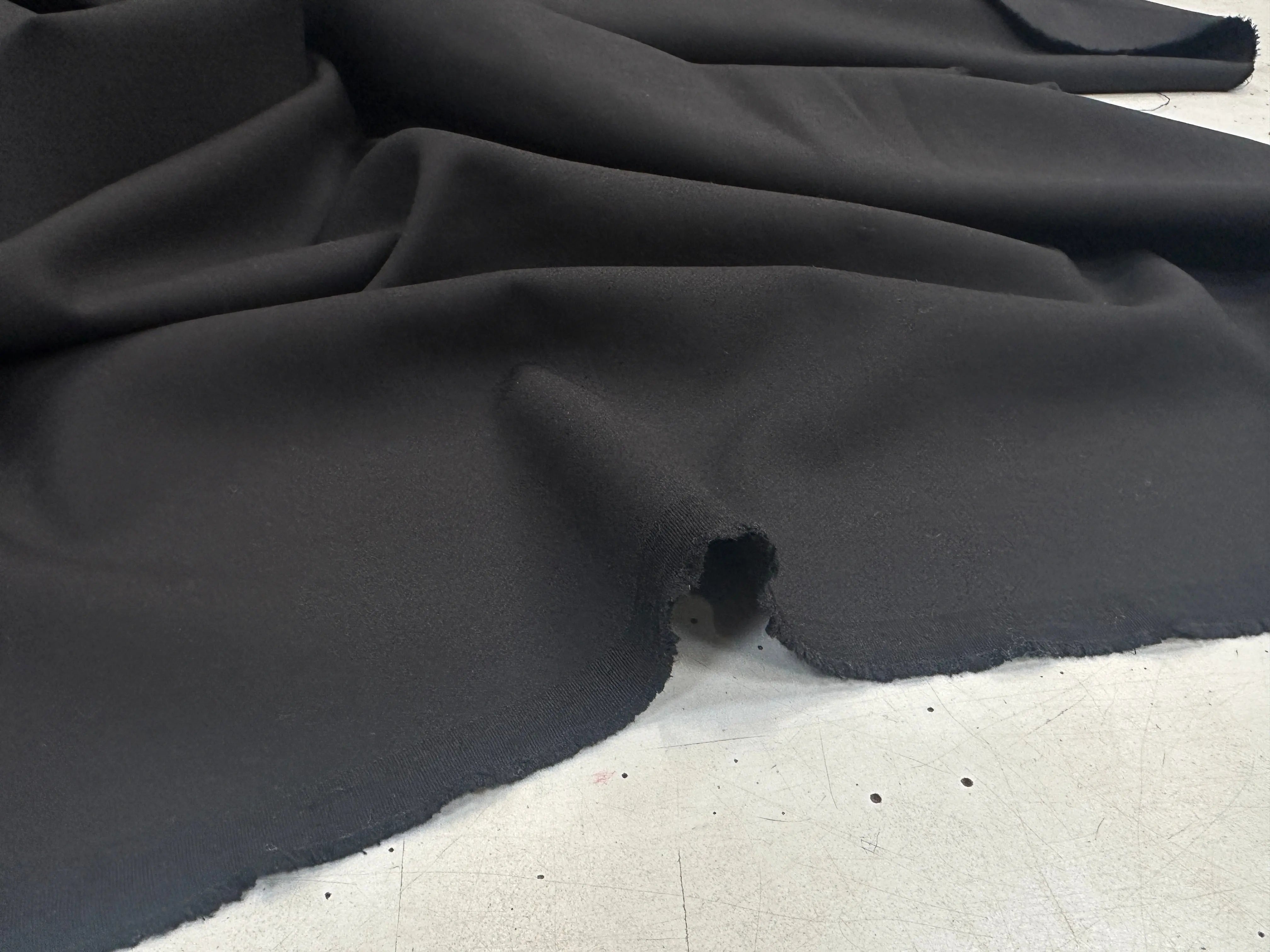 TOILE POLYESTER NOIR PREMIUM - My Little Coupon