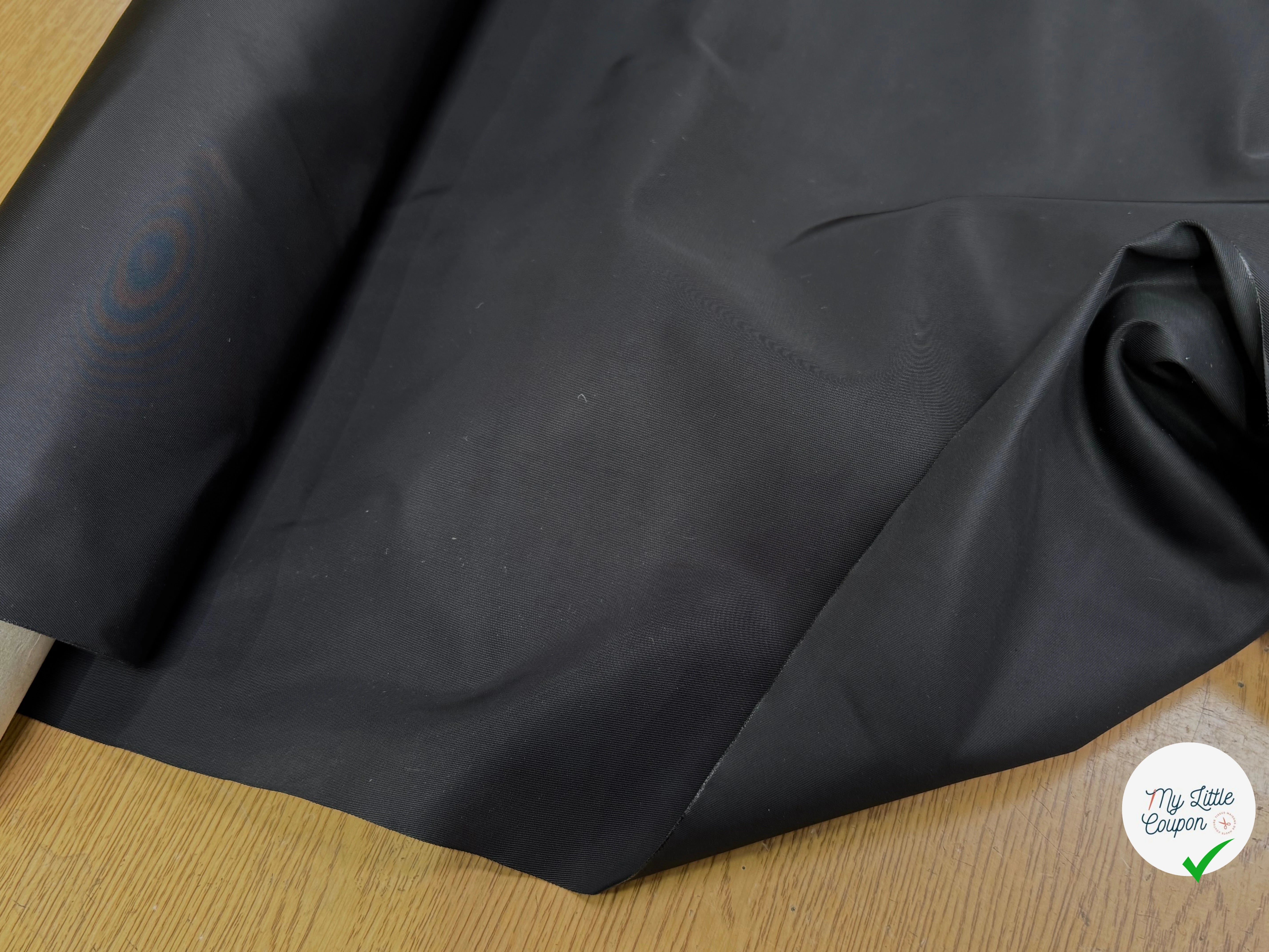 TOILE SERGÉE LOURDE CRAQUANTE IMPERMÉABLE NOIR - My Little Coupon
