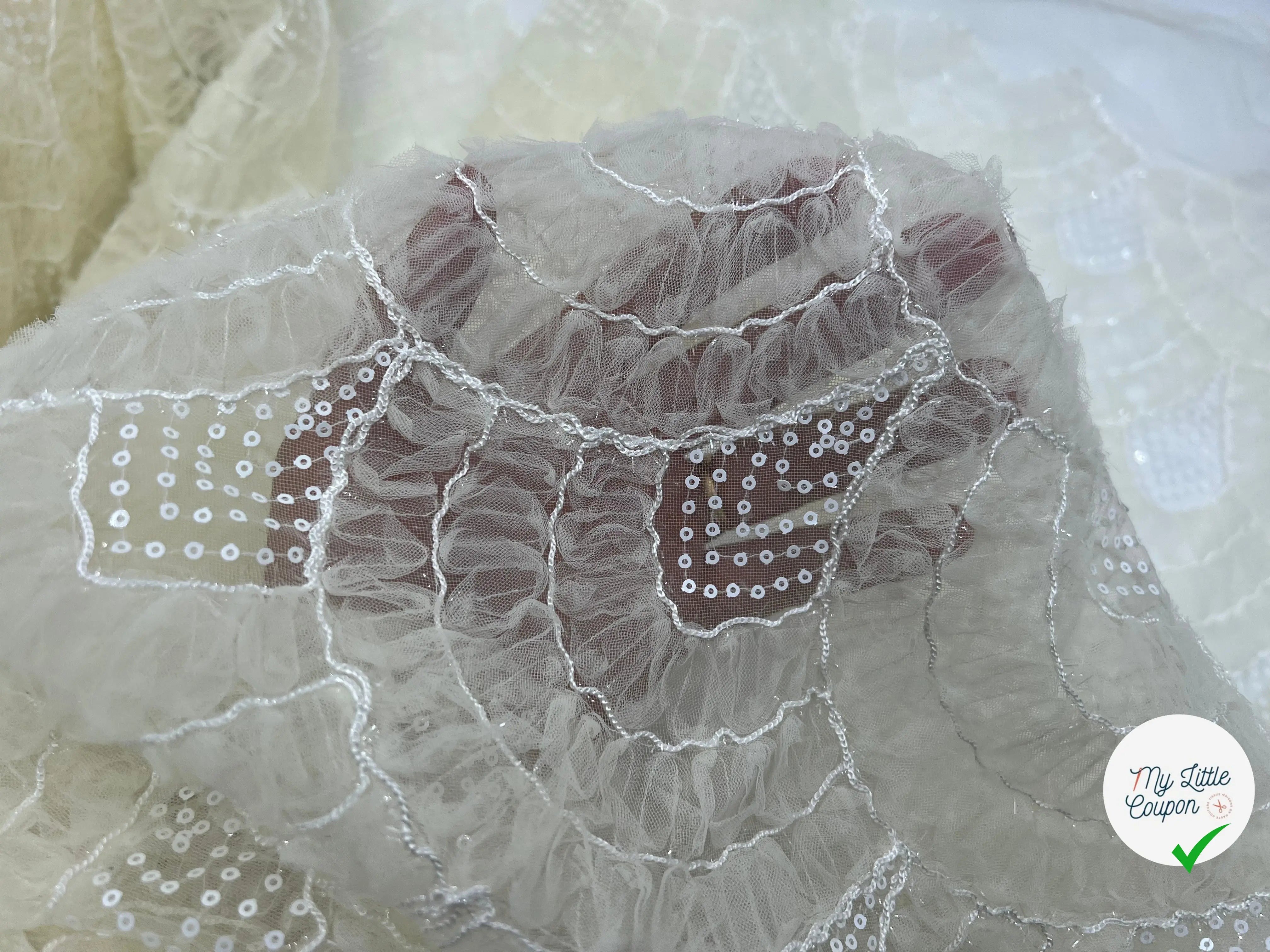TULLE FESTONNÉ REBRODÉ PAILLETÉ SUBLIME INSPIRATION ART DÉCO - coupon de tissu de 3 mètres - My Little Coupon - tissu - coudre