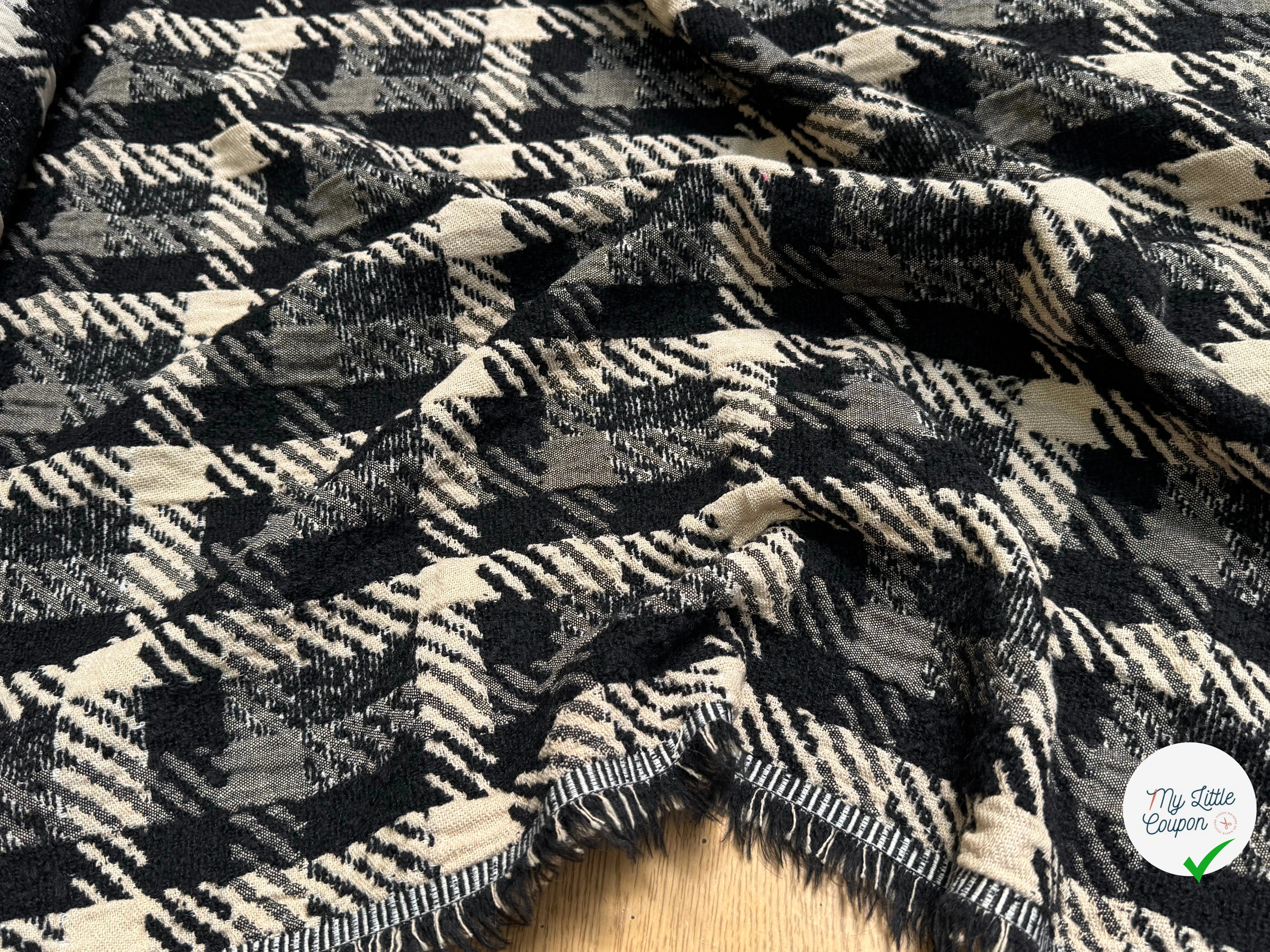 TWEED JACQUARD À CARREAUX BEIGE NOIR 61% COTON ET 7% LAINE VIERGE - My Little Coupon