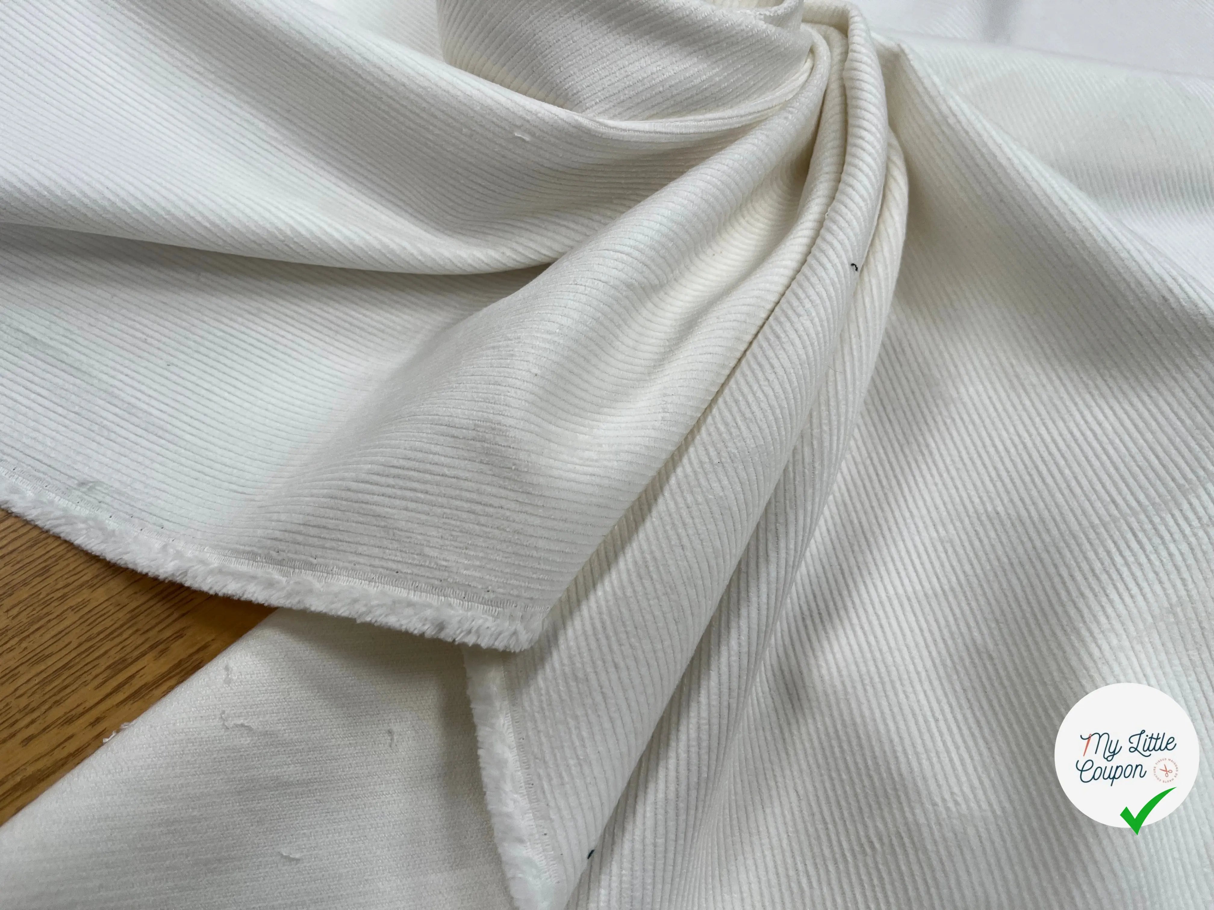 VELOURS 500 RAIES COTELLÉ BLANC - My Little Coupon