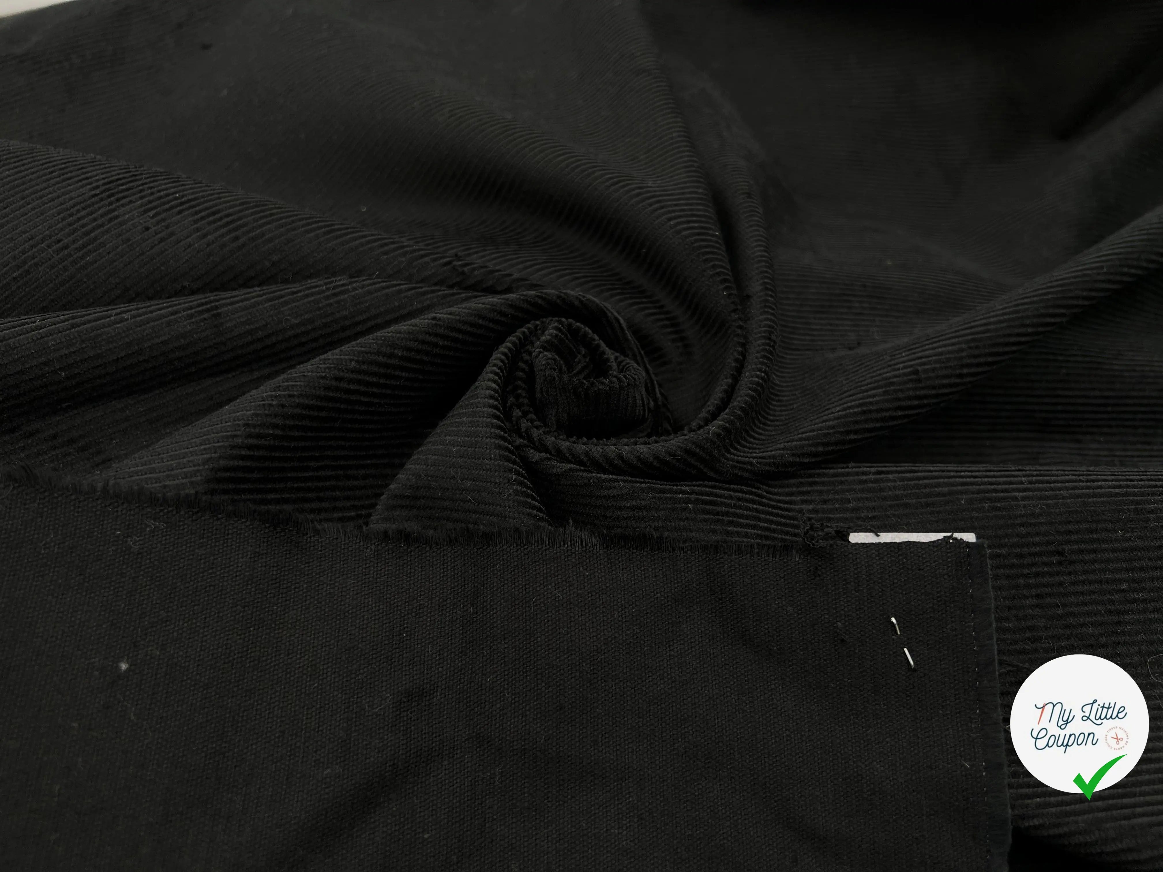VELOURS 500 RAIES NOIR - My Little Coupon - tissu - coudre