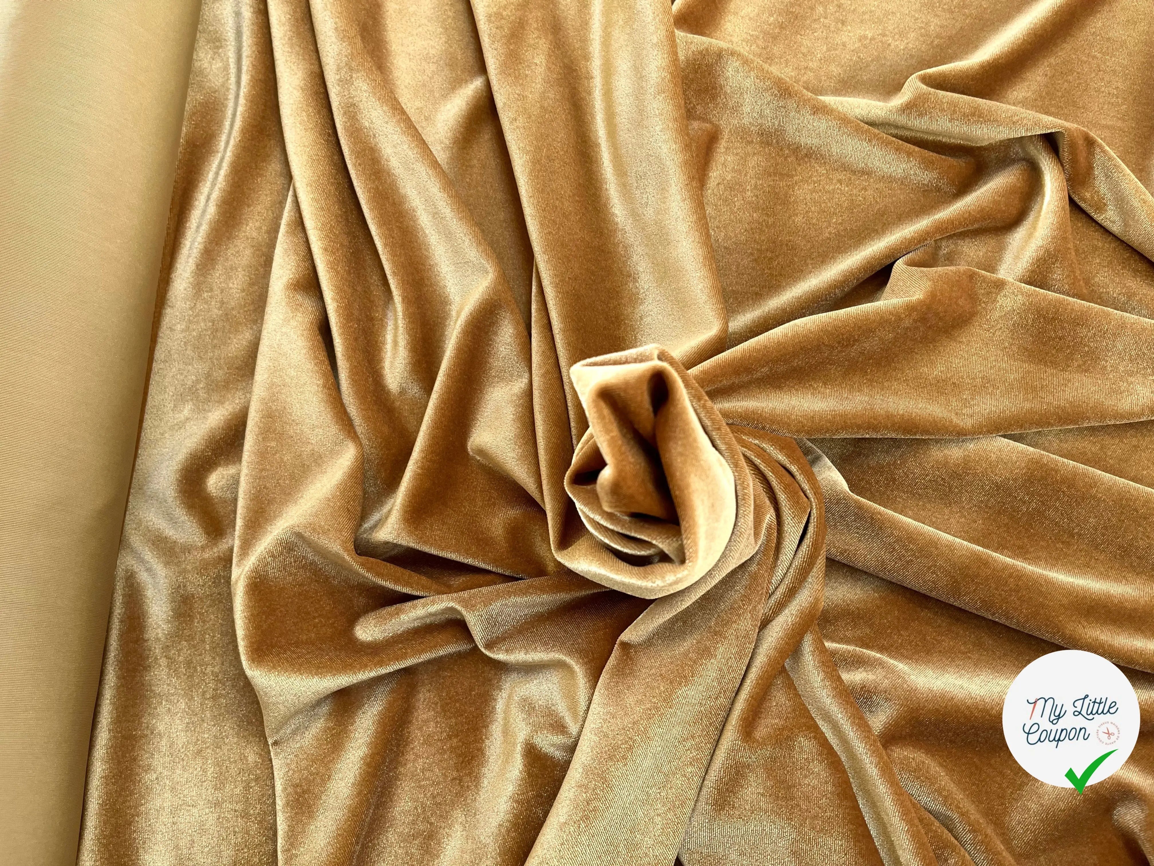 VELOURS CARVICO MAILLE DORÉ CARAMEL - My Little Coupon
