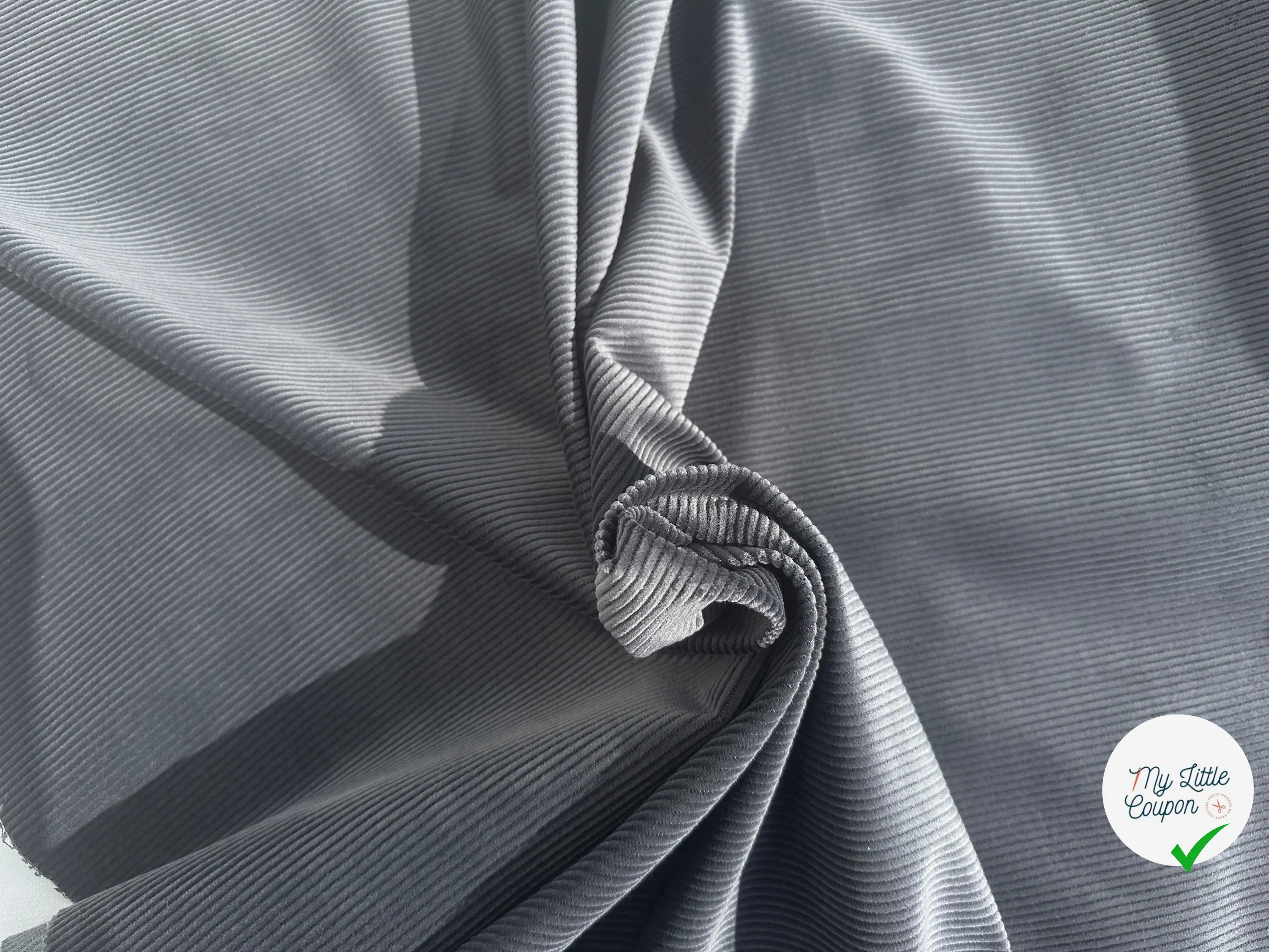 VELOURS CÔTELÉ CHIC GRIS SUBLIME RAPPEL DE BLEU MSO