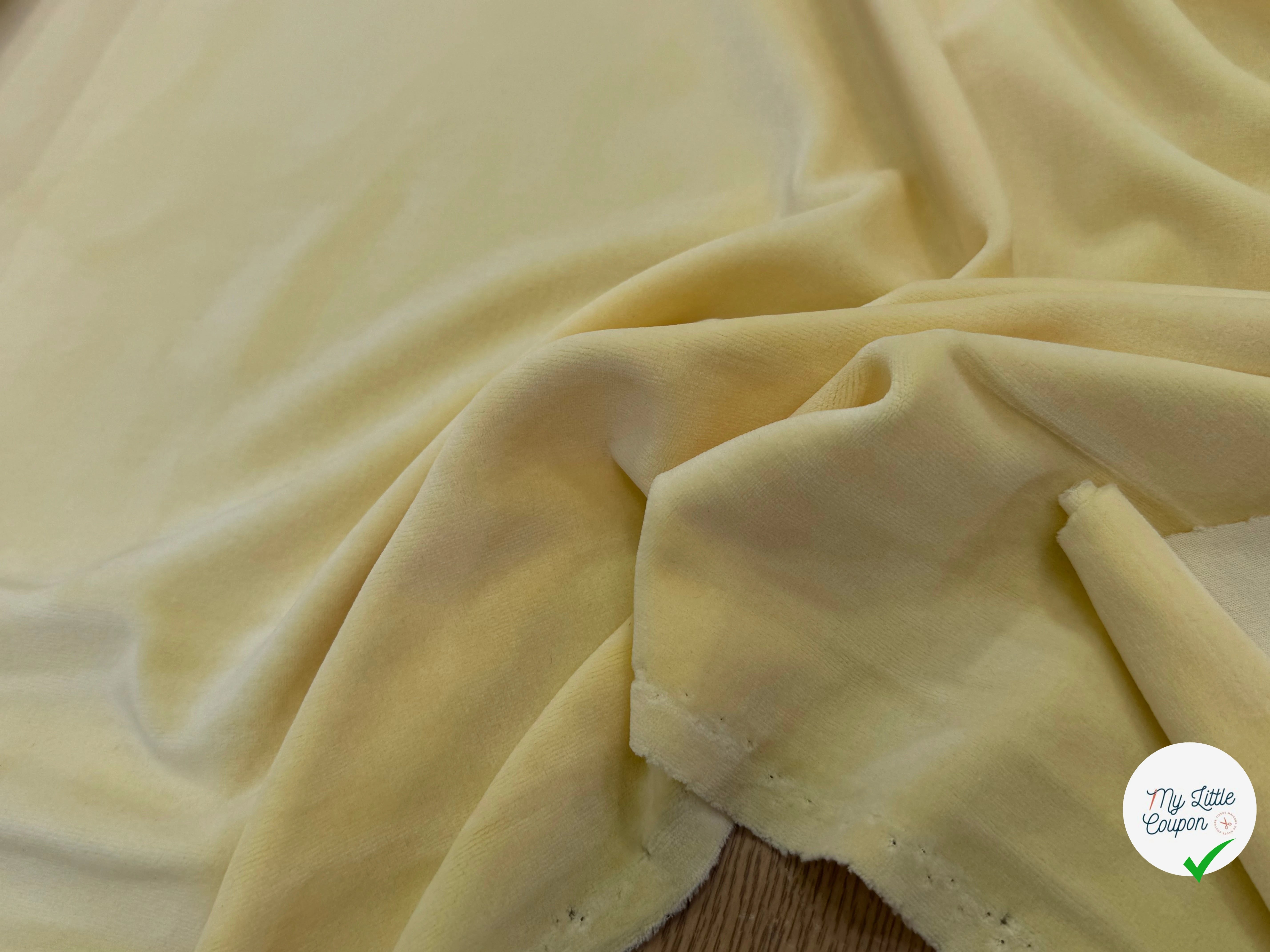 VELOURS DE COTON MOUSSE STRETCH PALE YELLOW TOUCHER DOUX - My Little Coupon