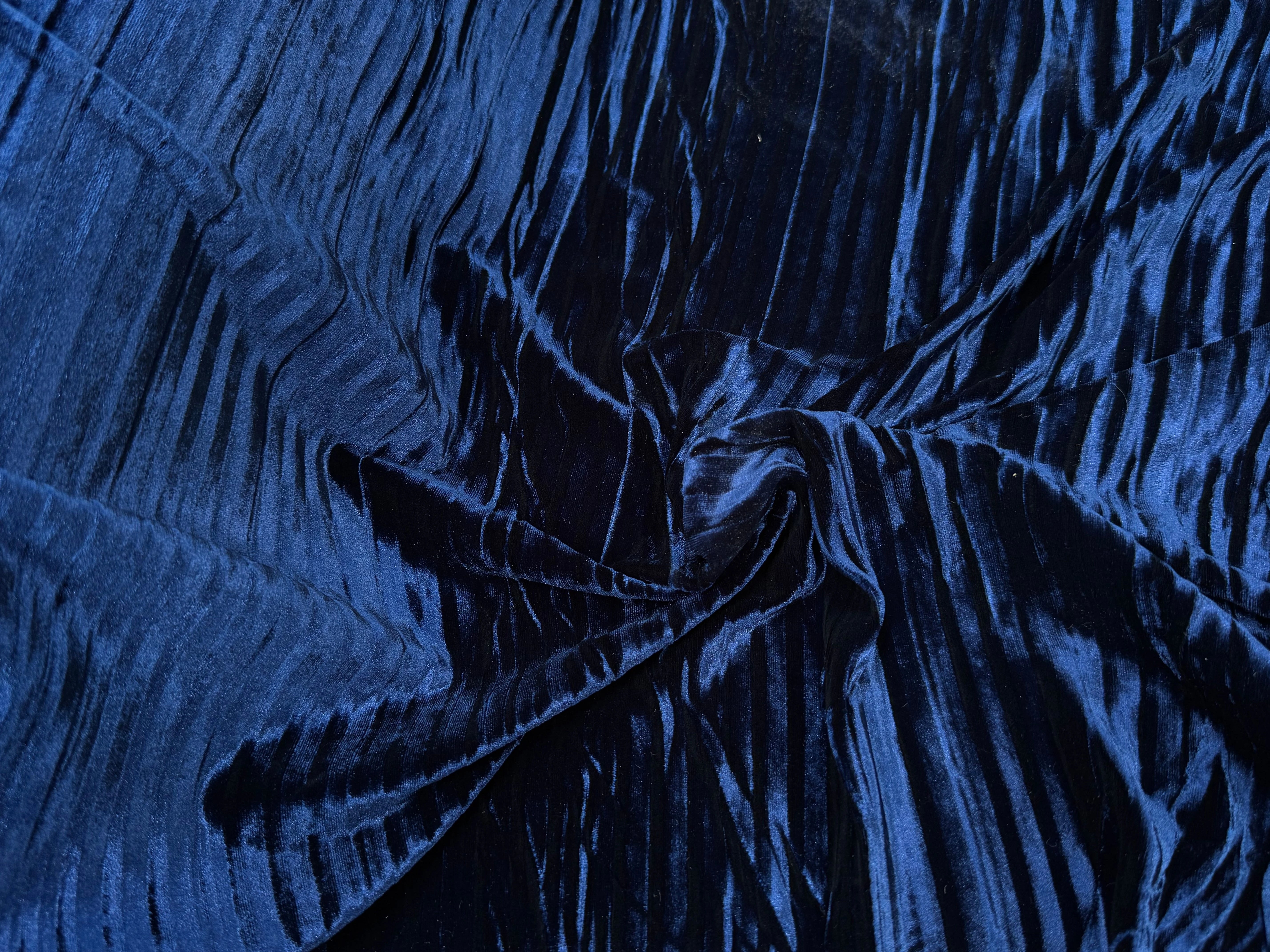 VELOURS PLISSÉ DARK BLUE - My Little Coupon