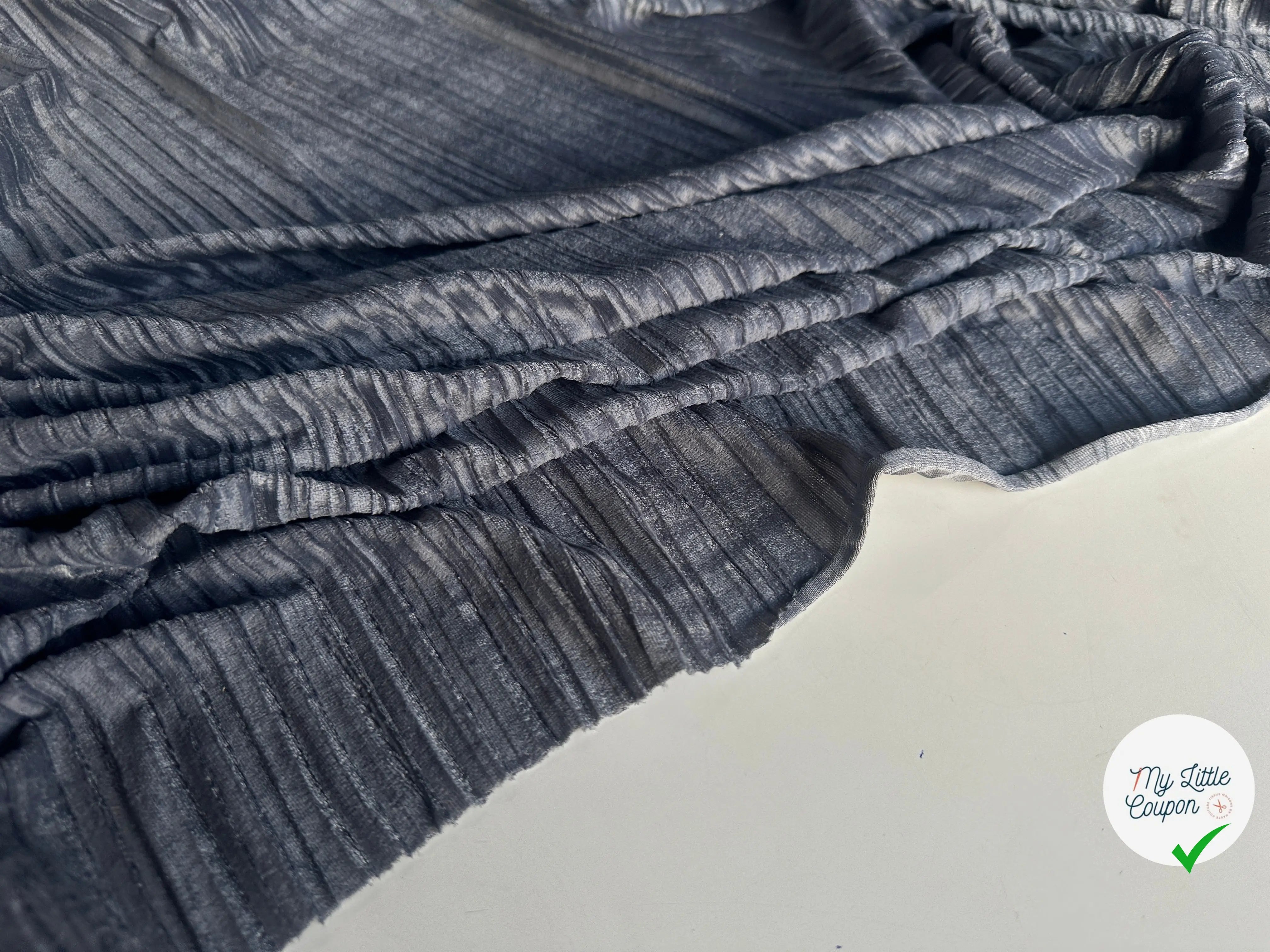VELOURS PLISSÉ GRIS MLC INTERN
