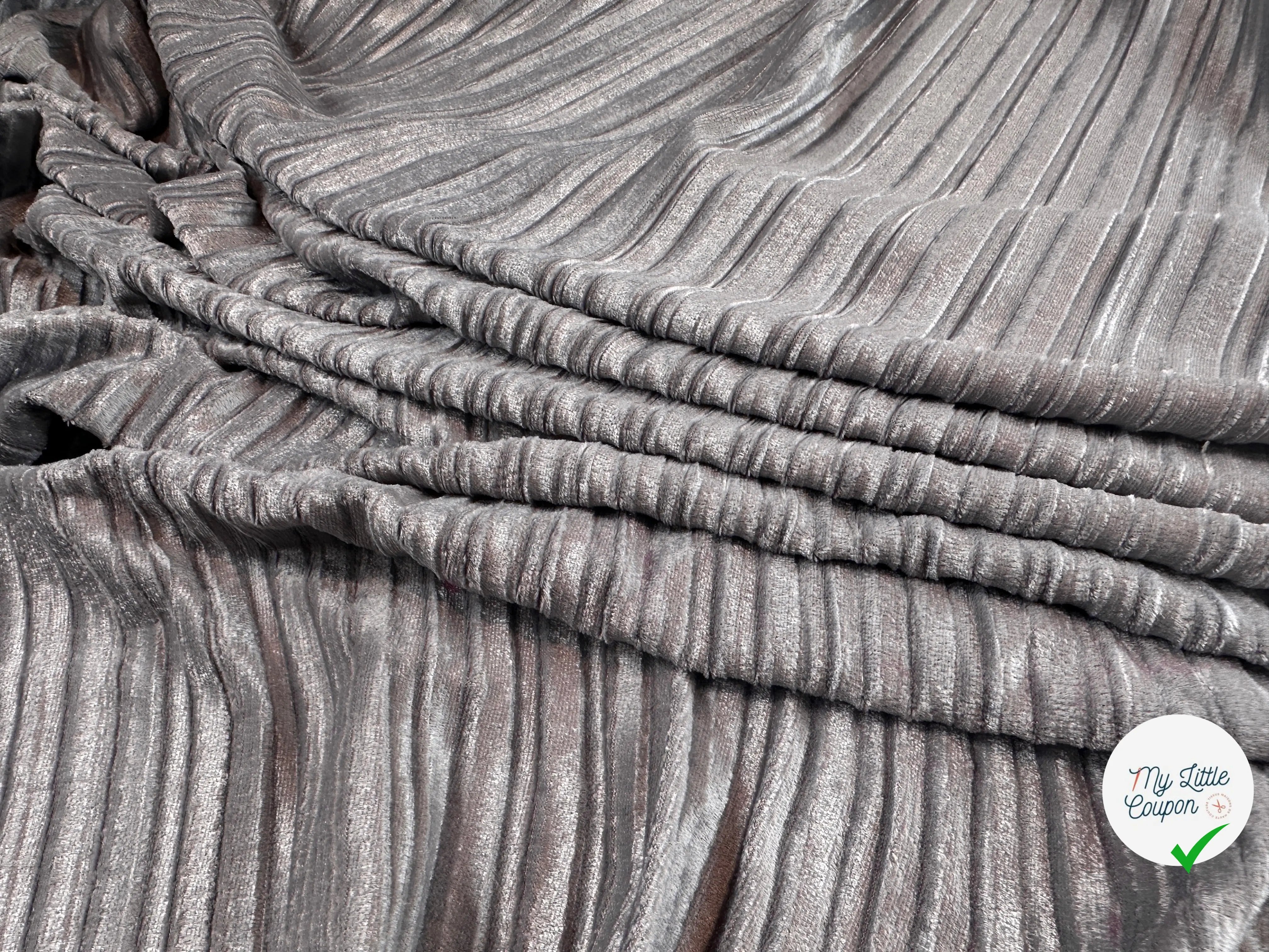 VELOURS PLISSÉ GRIS TAUPE MLC INTERN