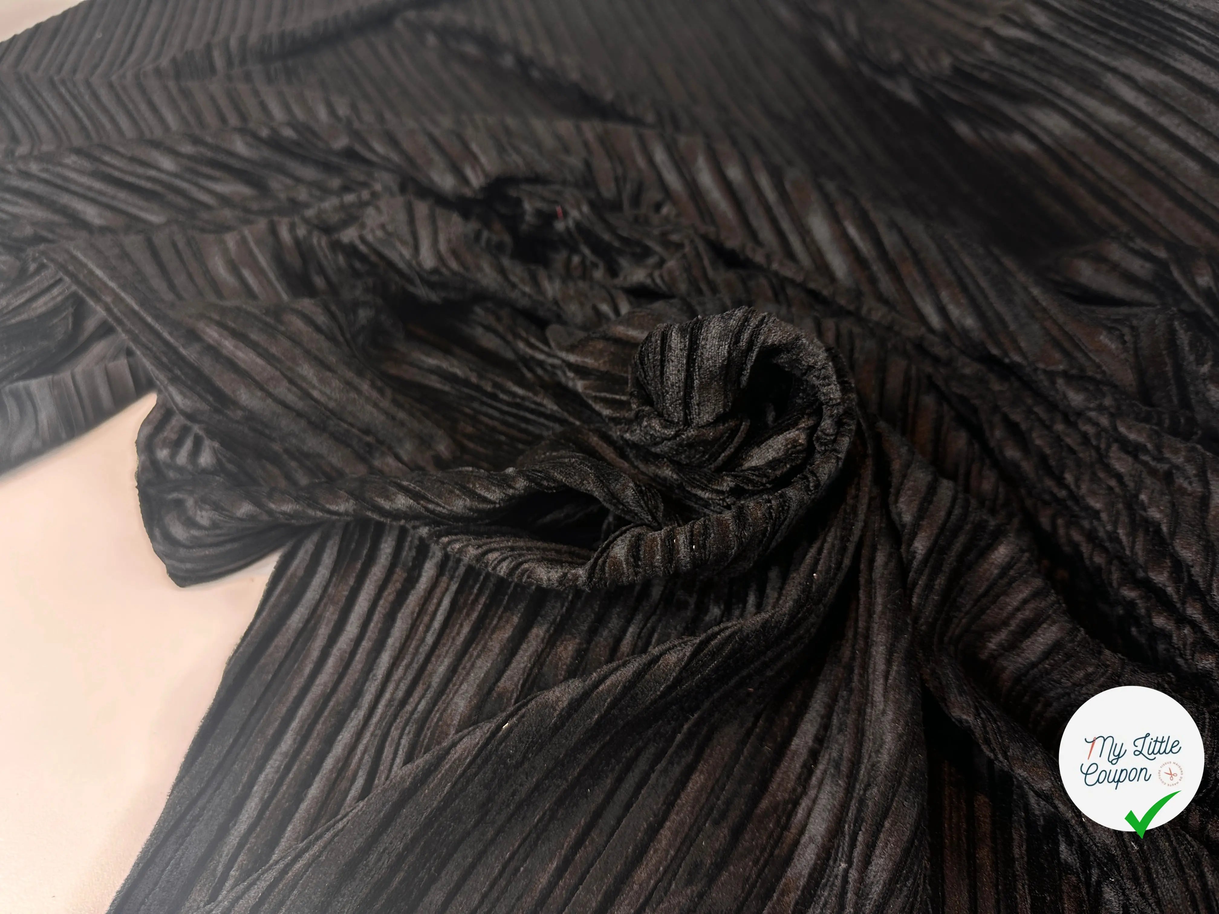 VELOURS PLISSÉ NOIR MLC INTERN