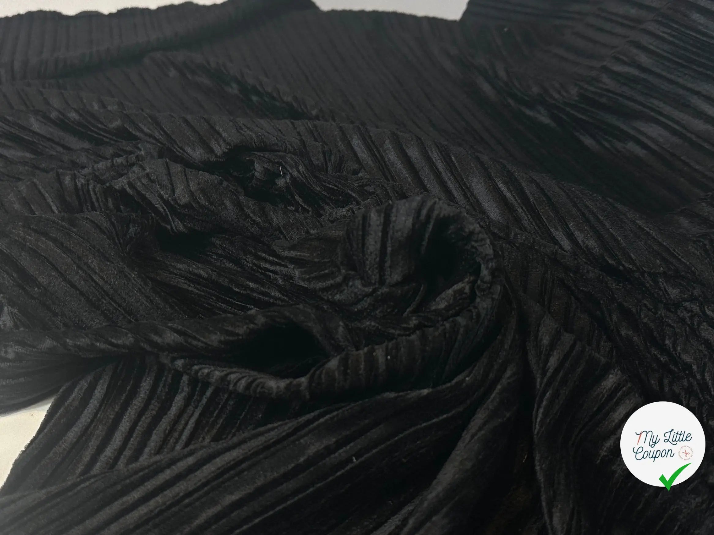 VELOURS PLISSÉ NOIR MLC INTERN