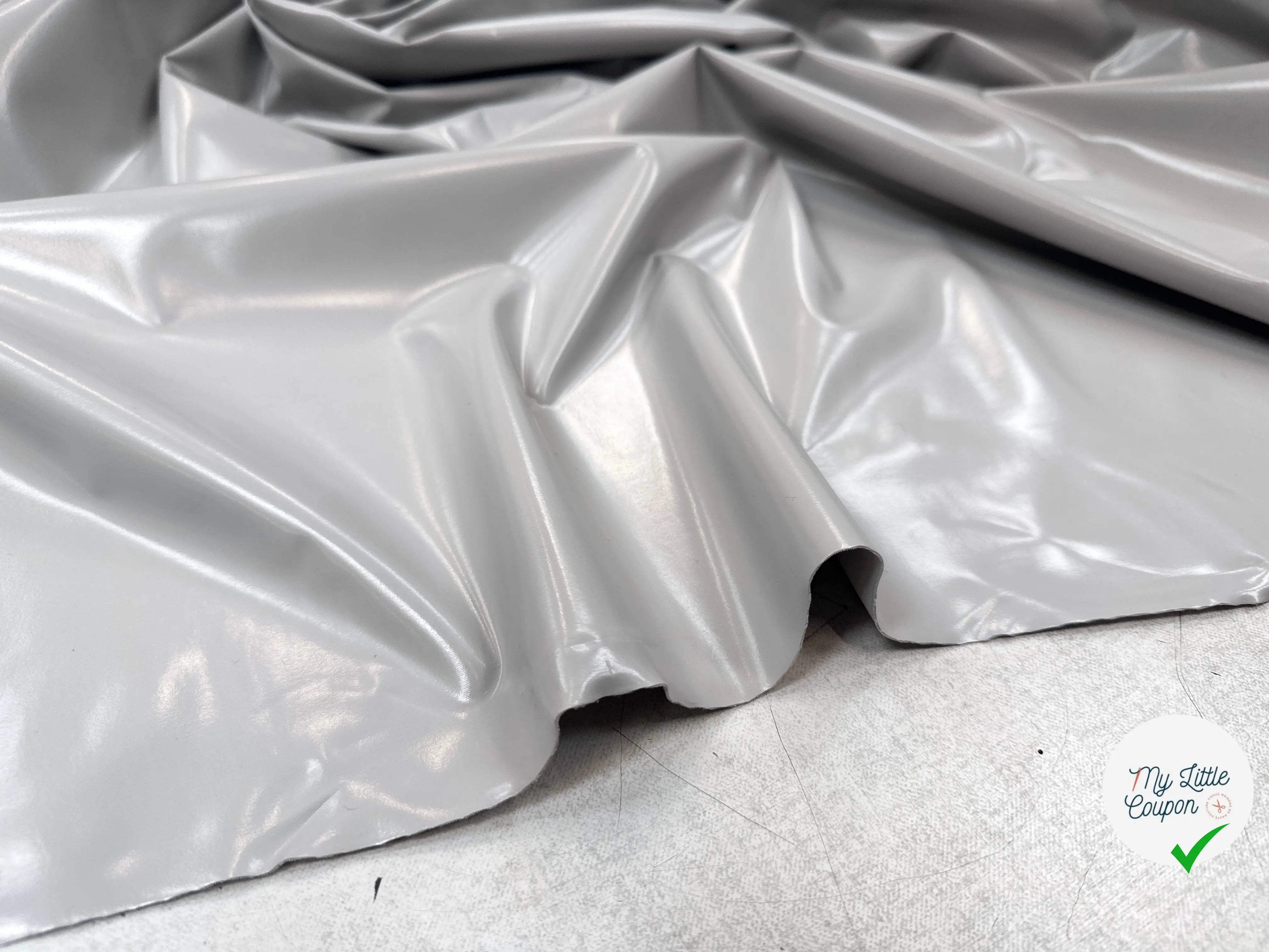 VINYL QUALITÉ ARGENT LISSE MSO