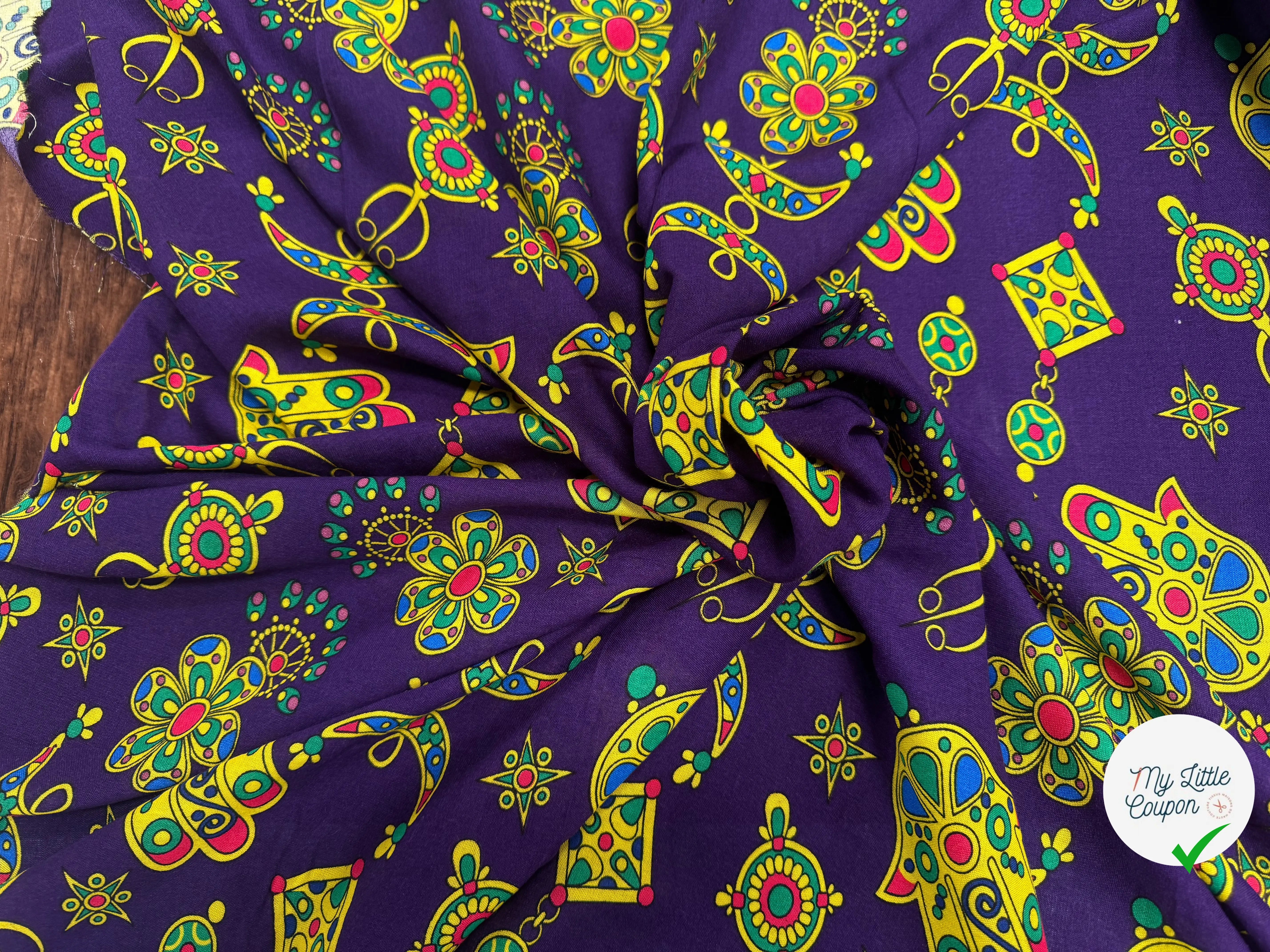 VISCOCE ARLEQUIN AVEC MOTIFS MAINS FOND VIOLET - My Little Coupon