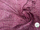 VISCOSE DOUCE TRES LEGEREMENT SATINEE PRINT FLEURS SUR FOND BORDEAUX - My Little Coupon