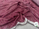 VISCOSE DOUCE TRES LEGEREMENT SATINEE PRINT FLEURS SUR FOND BORDEAUX - My Little Coupon