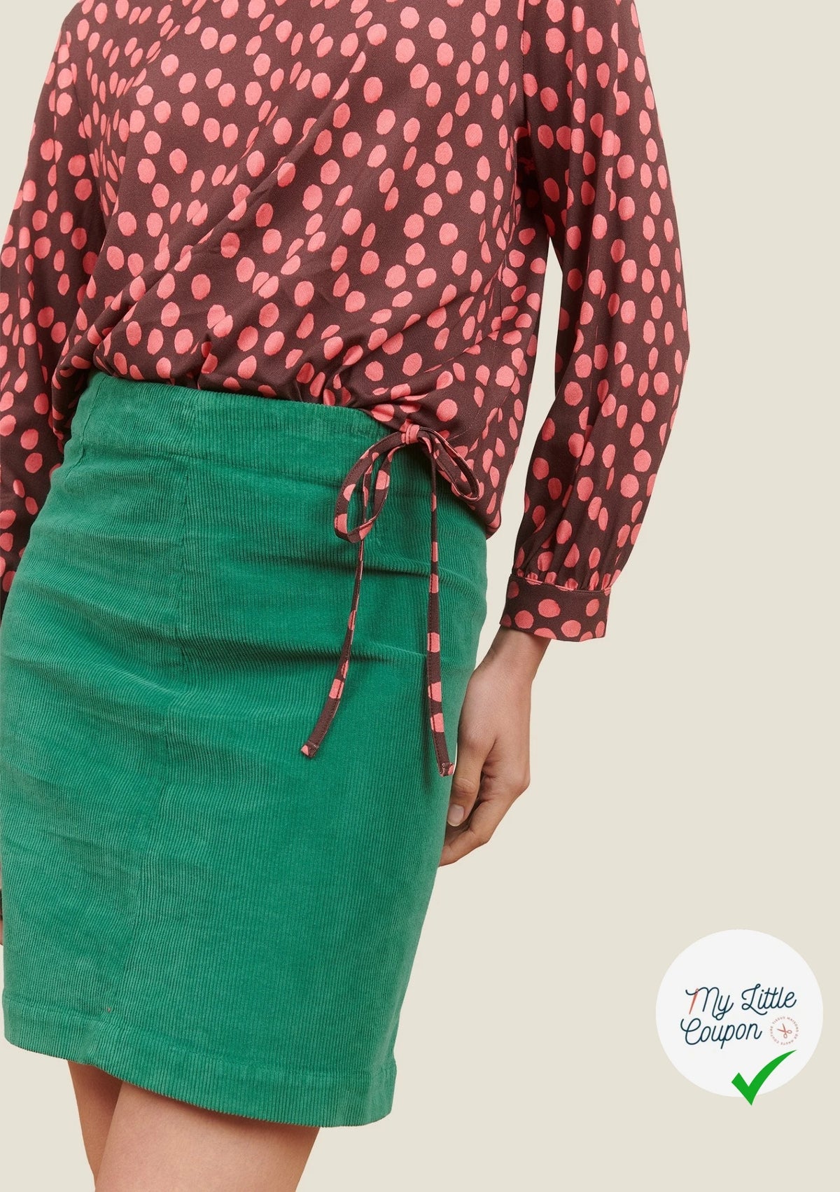 VISCOSE ÉLASTHANNE IMPRIMÉ POIS ROSES FOND MARRON - My Little Coupon