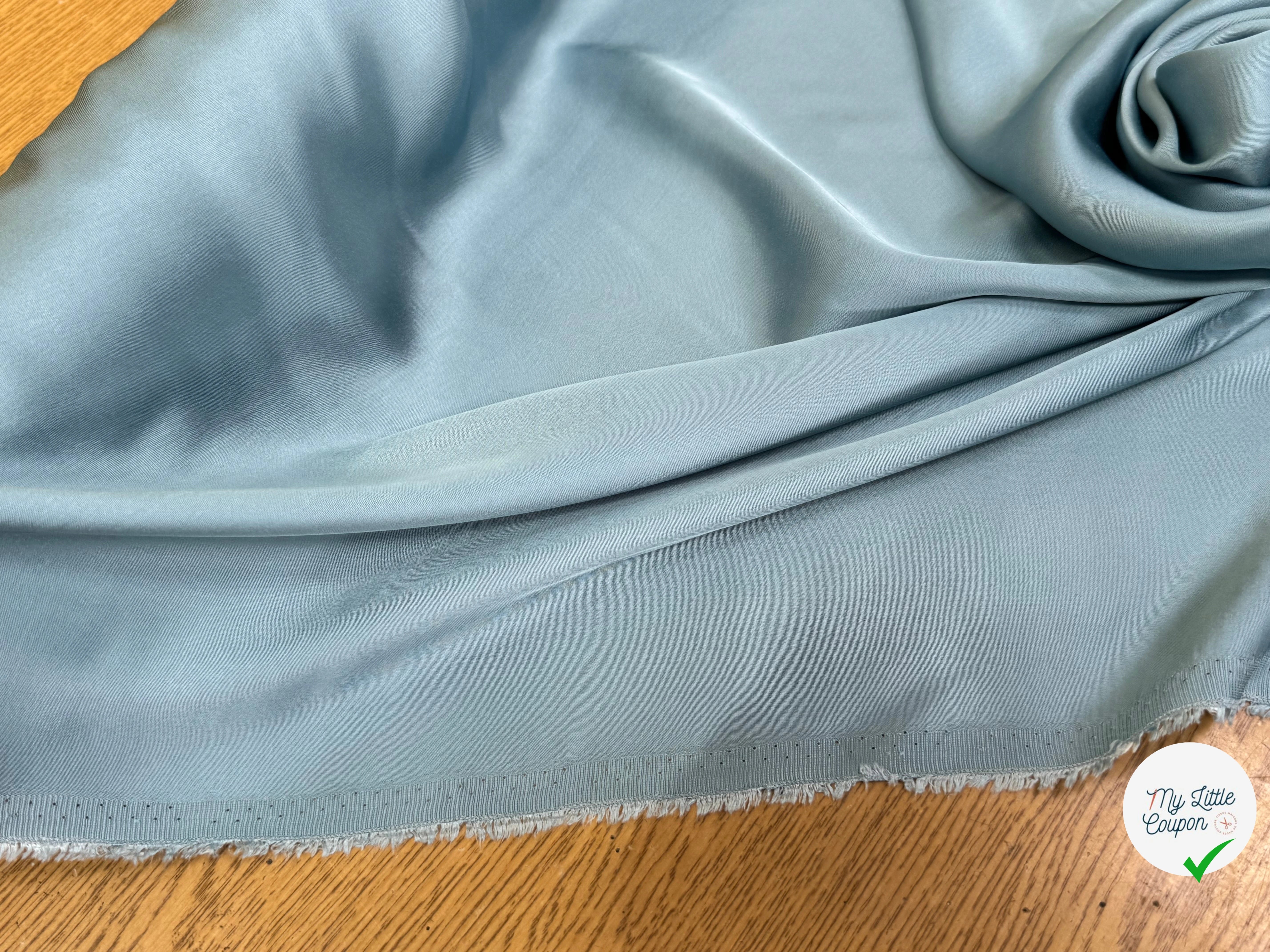 VISCOSE FLUIDE ENVERS SATIN BLEU GRIS - My Little Coupon