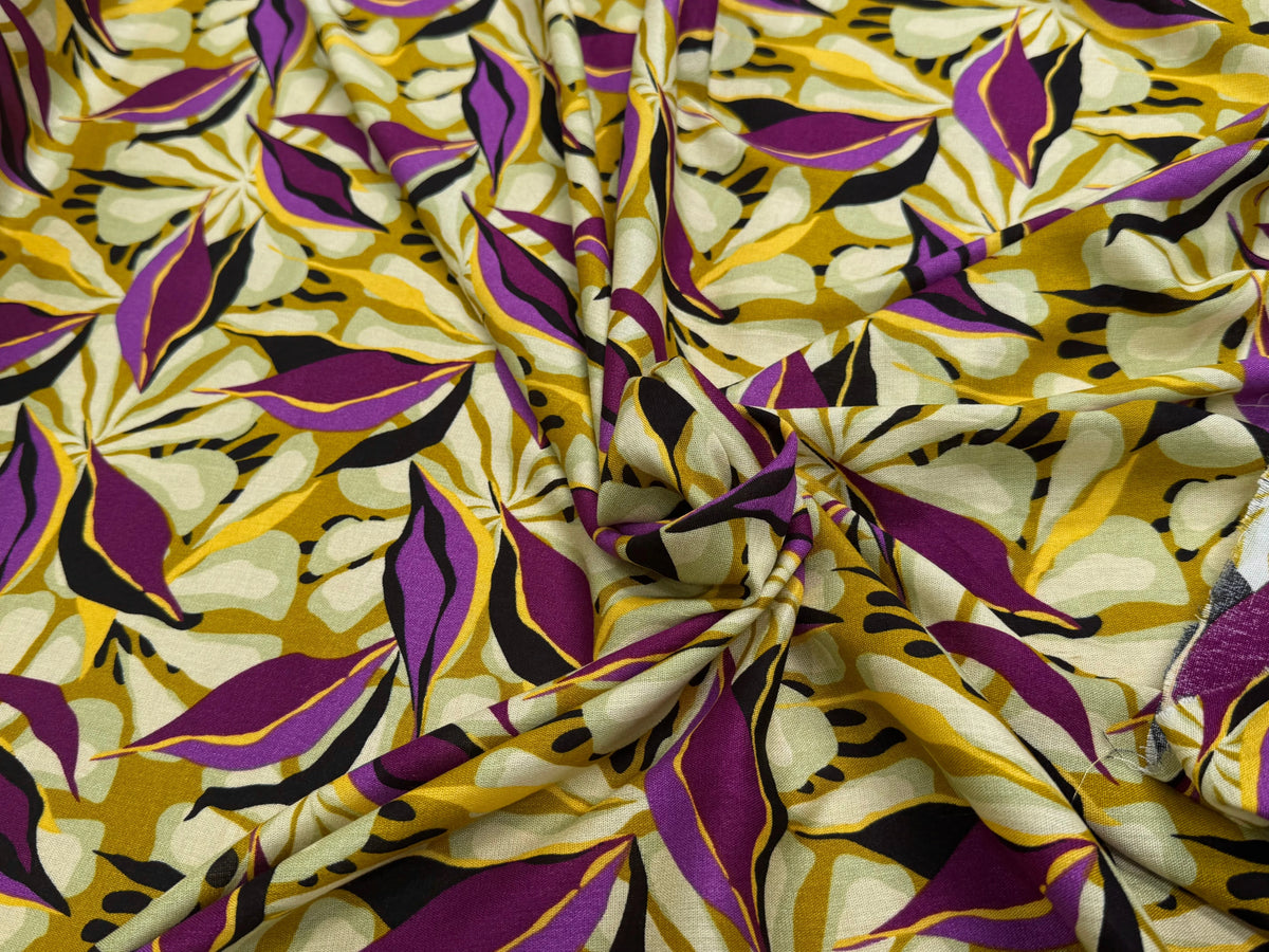 VISCOSE FLUIDE MOTIFS FEUILLAGES VIOLET NOIR - My Little Coupon