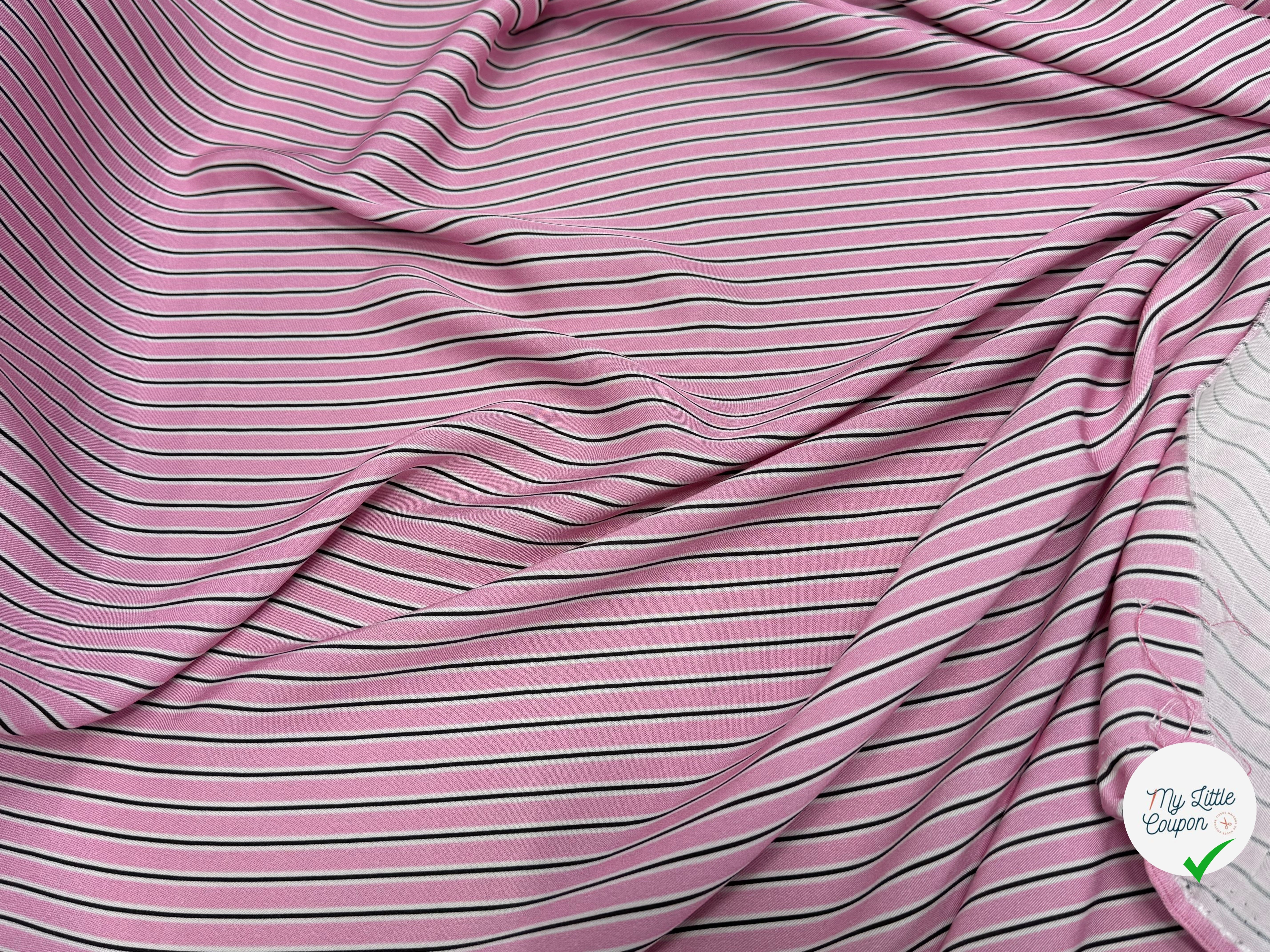 VISCOSE FLUIDE RAYON TWILL PRINTED ROSE PALE - My Little Coupon