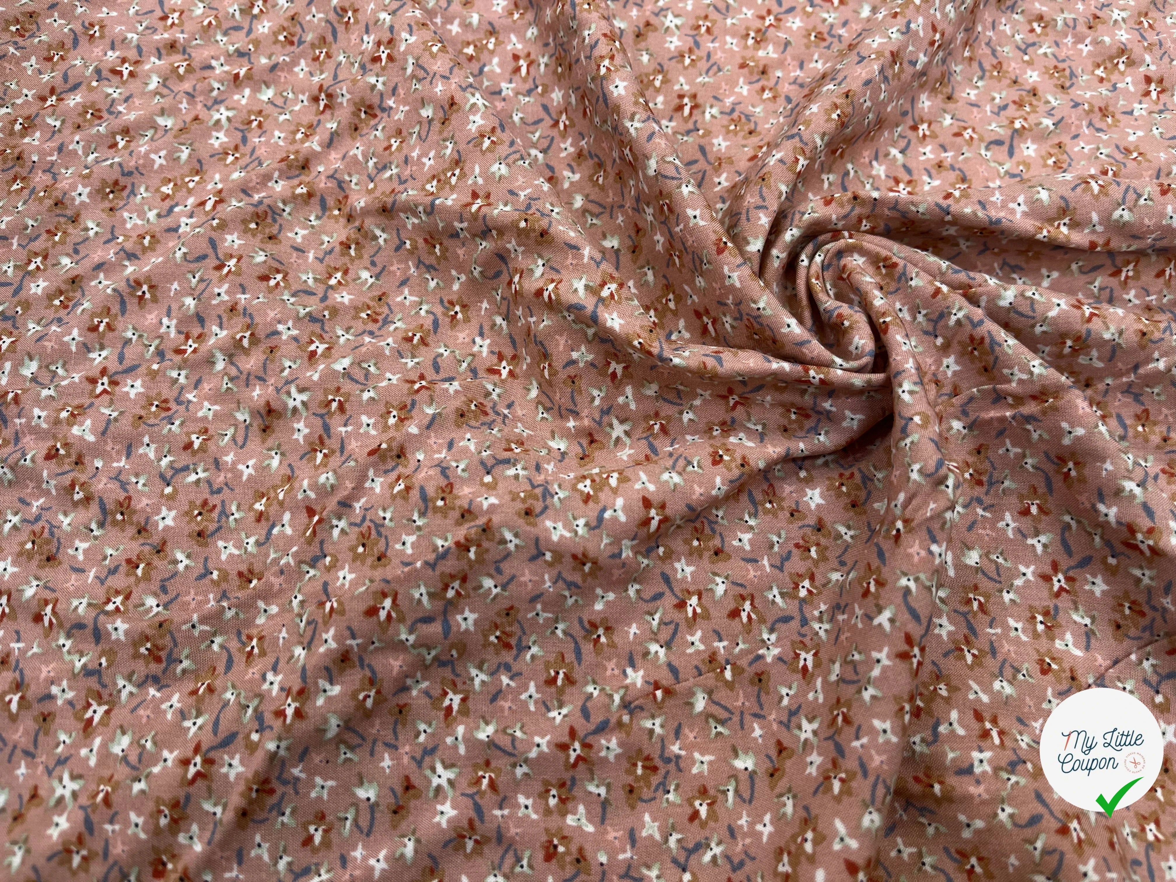 VISCOSE FLUIDE ROSE DELAVÉ AVEC PETITS MOTIFS FLORAUX - My Little Coupon