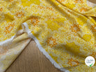VISCOSE FOND JAUNE MOTIF FLEURS - My Little Coupon
