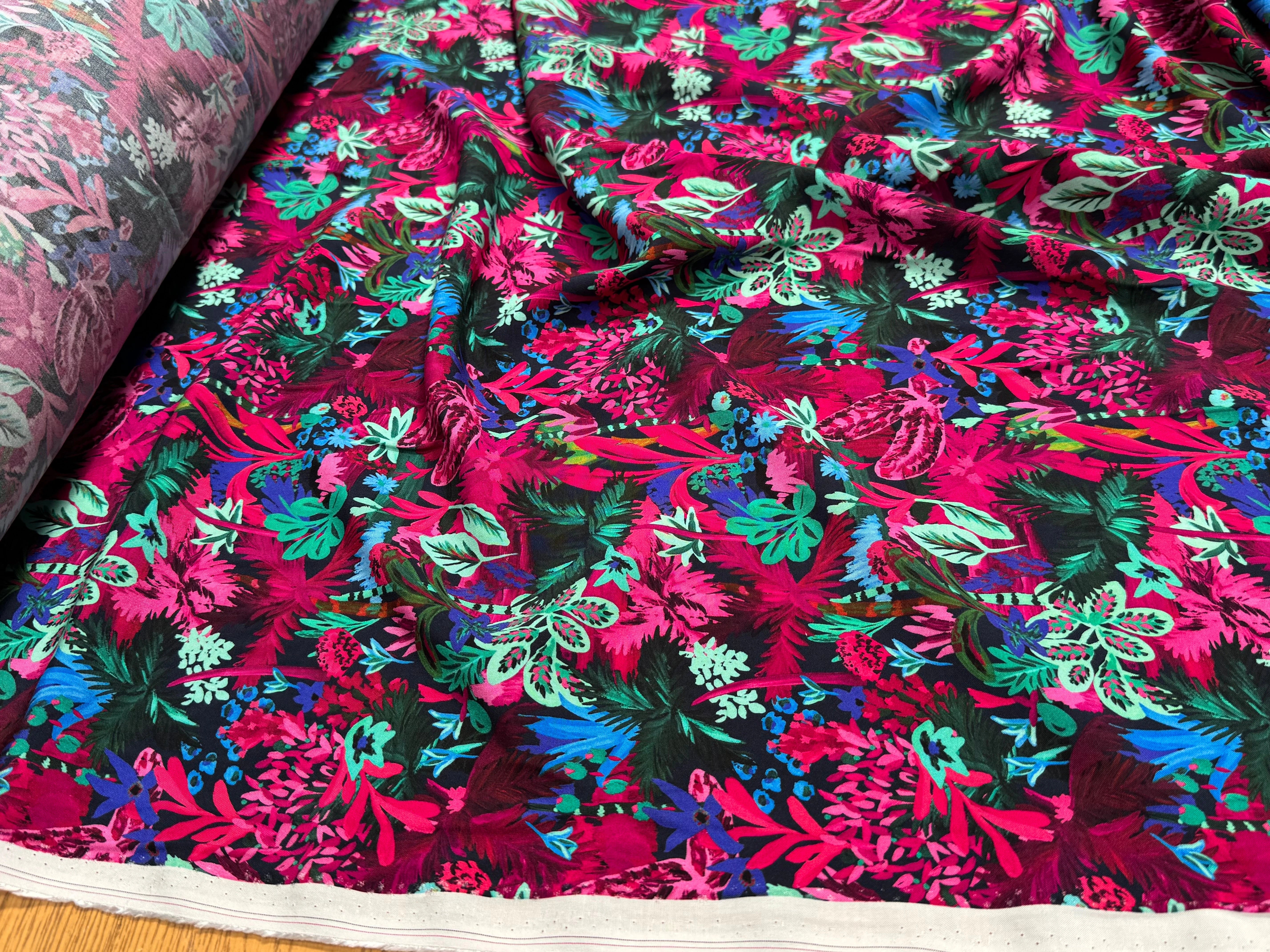 VISCOSE IMPRIMÉ FLUORESCENT MULTICOLORE CARMEN FLUORESCENT - My Little Coupon