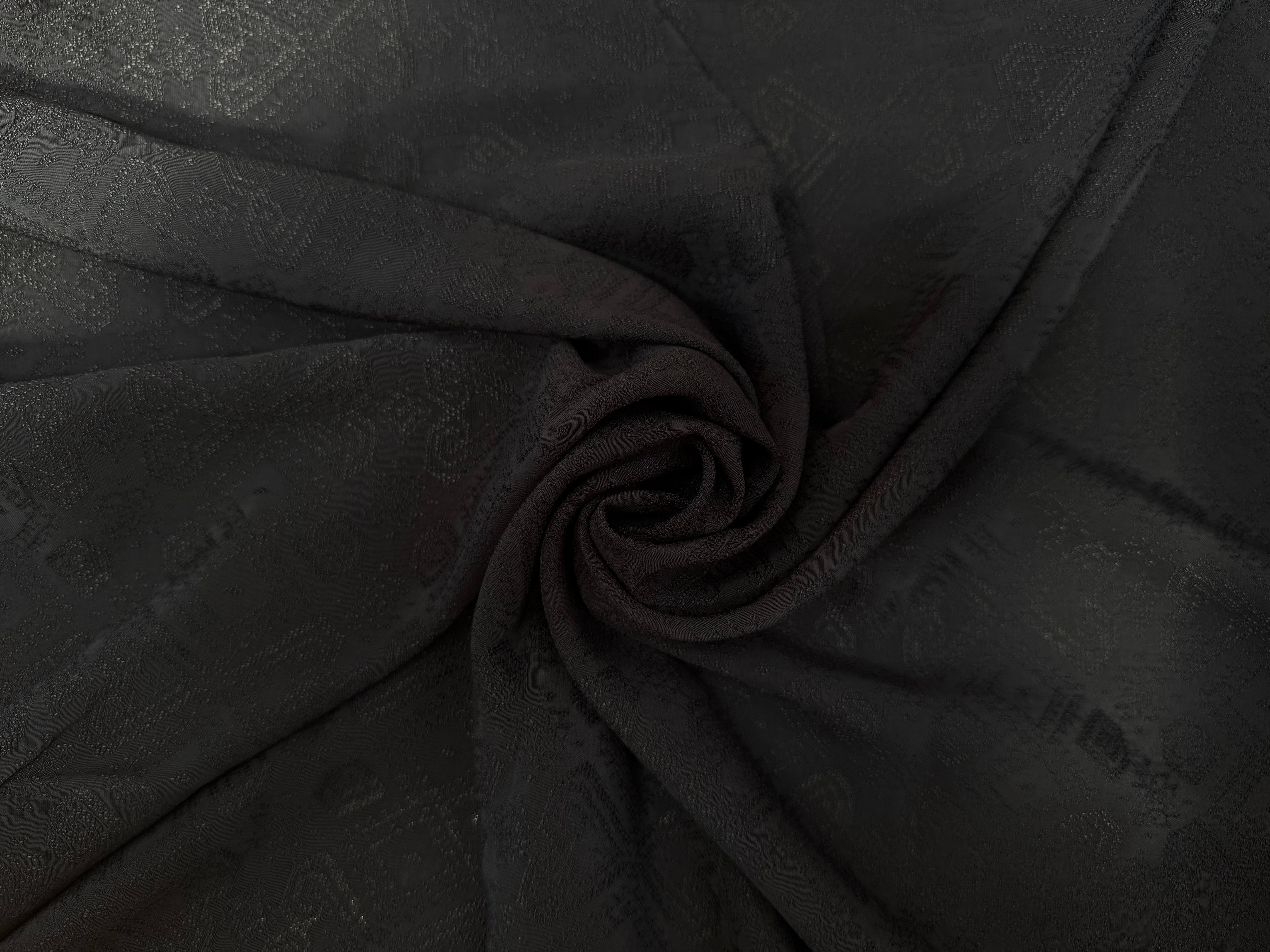 VISCOSE JACQUARD NOIR MOTIFS TONS SUR TONS BRILLANTS - My Little Coupon