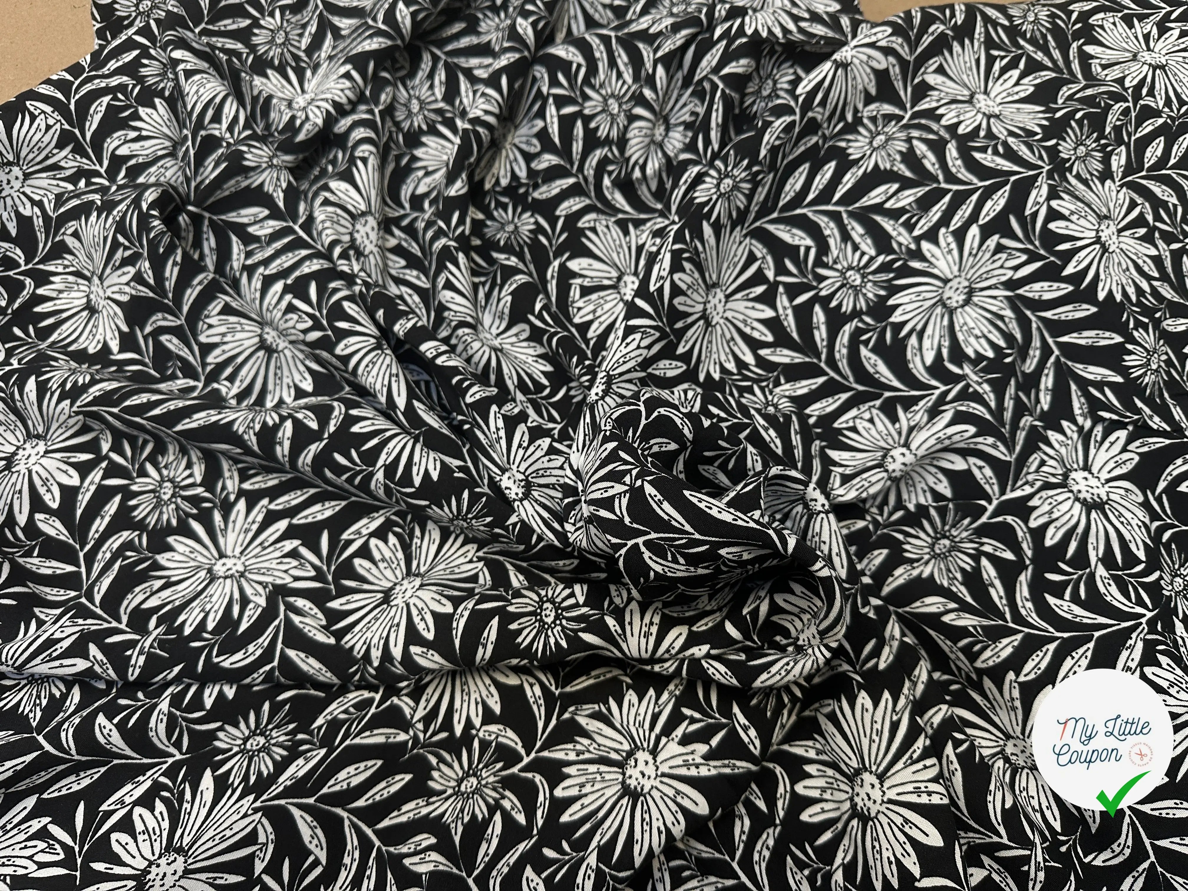 VISCOSE JOELLE NOIR / BLANC CASSE 1B D1P 150 - My Little Coupon