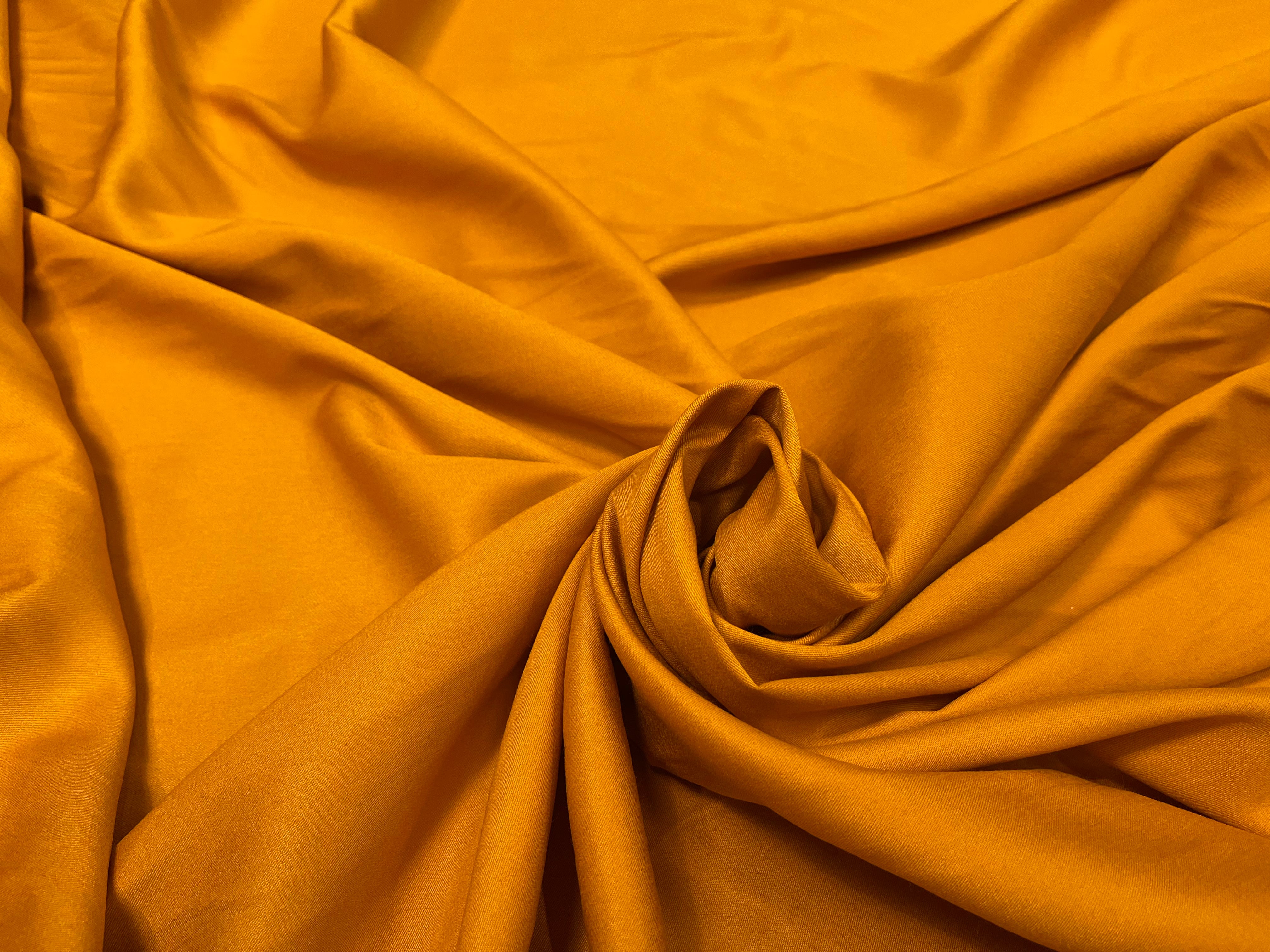 VISCOSE LOURDE SERGEE SCHINTZEE LÉGÈREMENT BRILLANTE - My Little Coupon