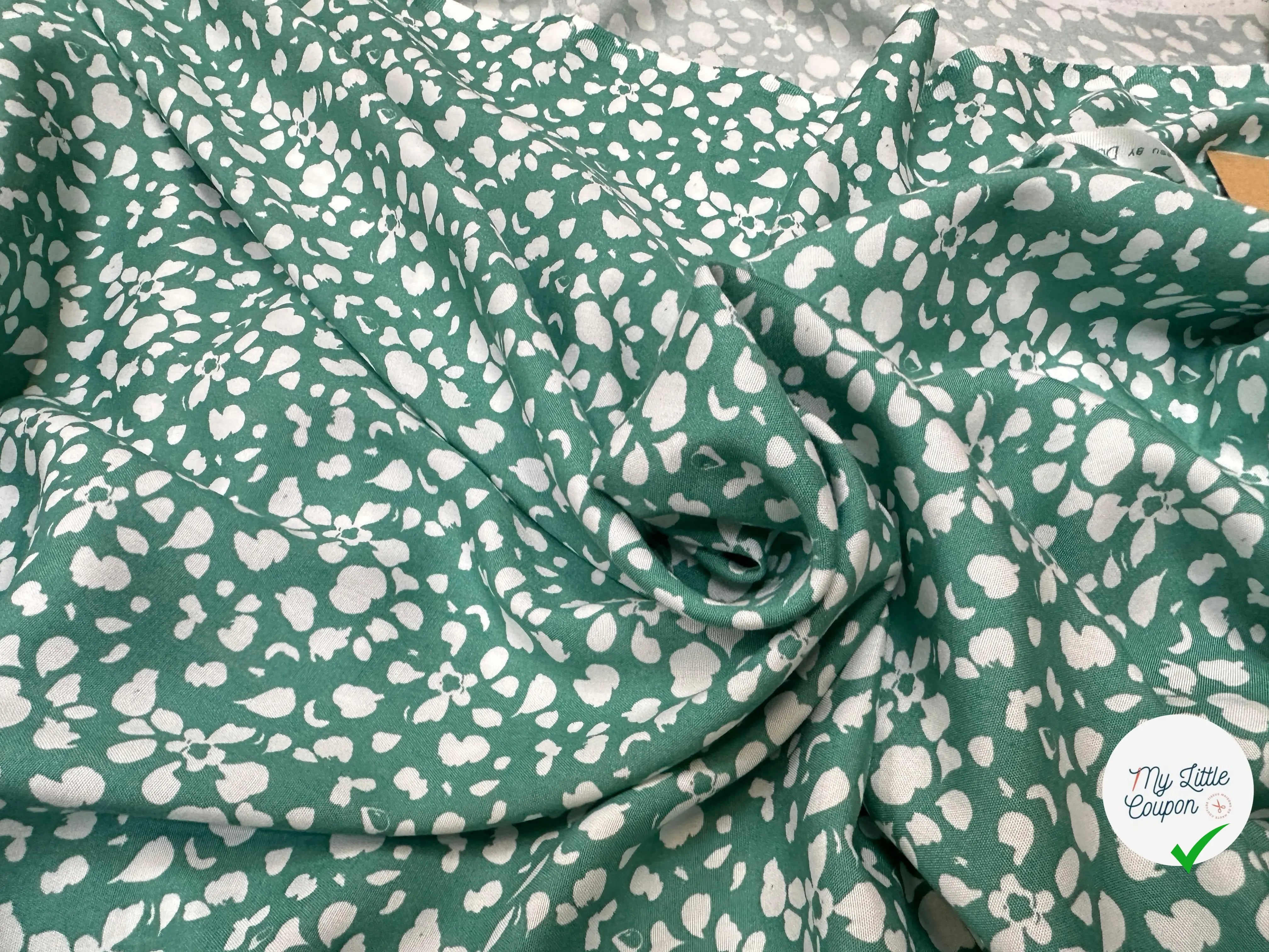VISCOSE RELLO EMERAUDE / BLANC CASSE 2B Y5X 150 - My Little Coupon
