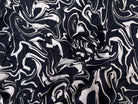VISCOSE SATIN TISSU IMPRIMÉ ABSTRAIT BLEU MARINE - My Little Coupon